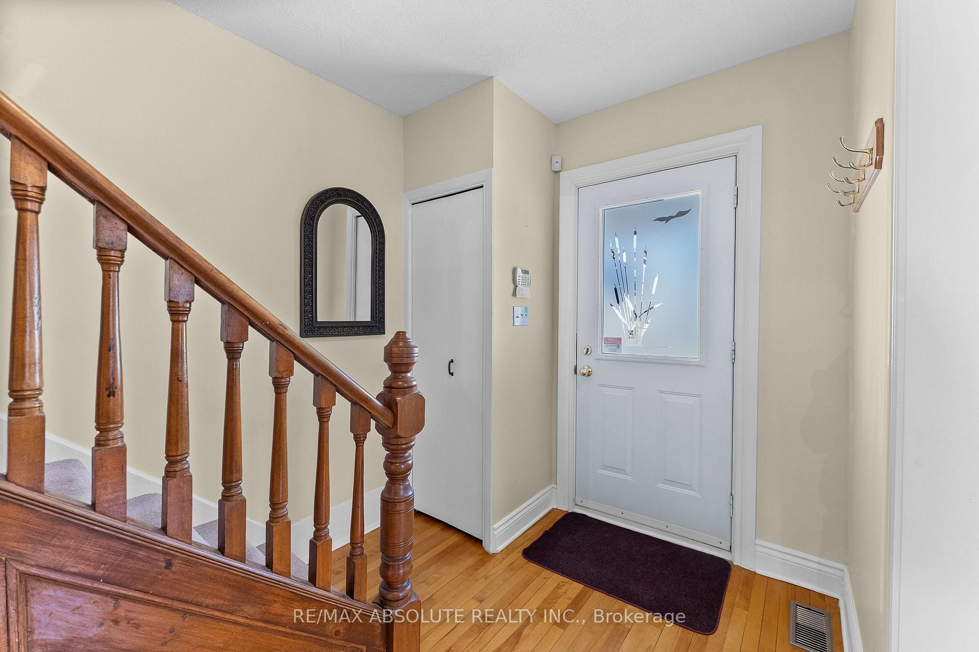 Photo 3 of 150 McGonigal Street W, Arnprior, Arnprior — HOMEH