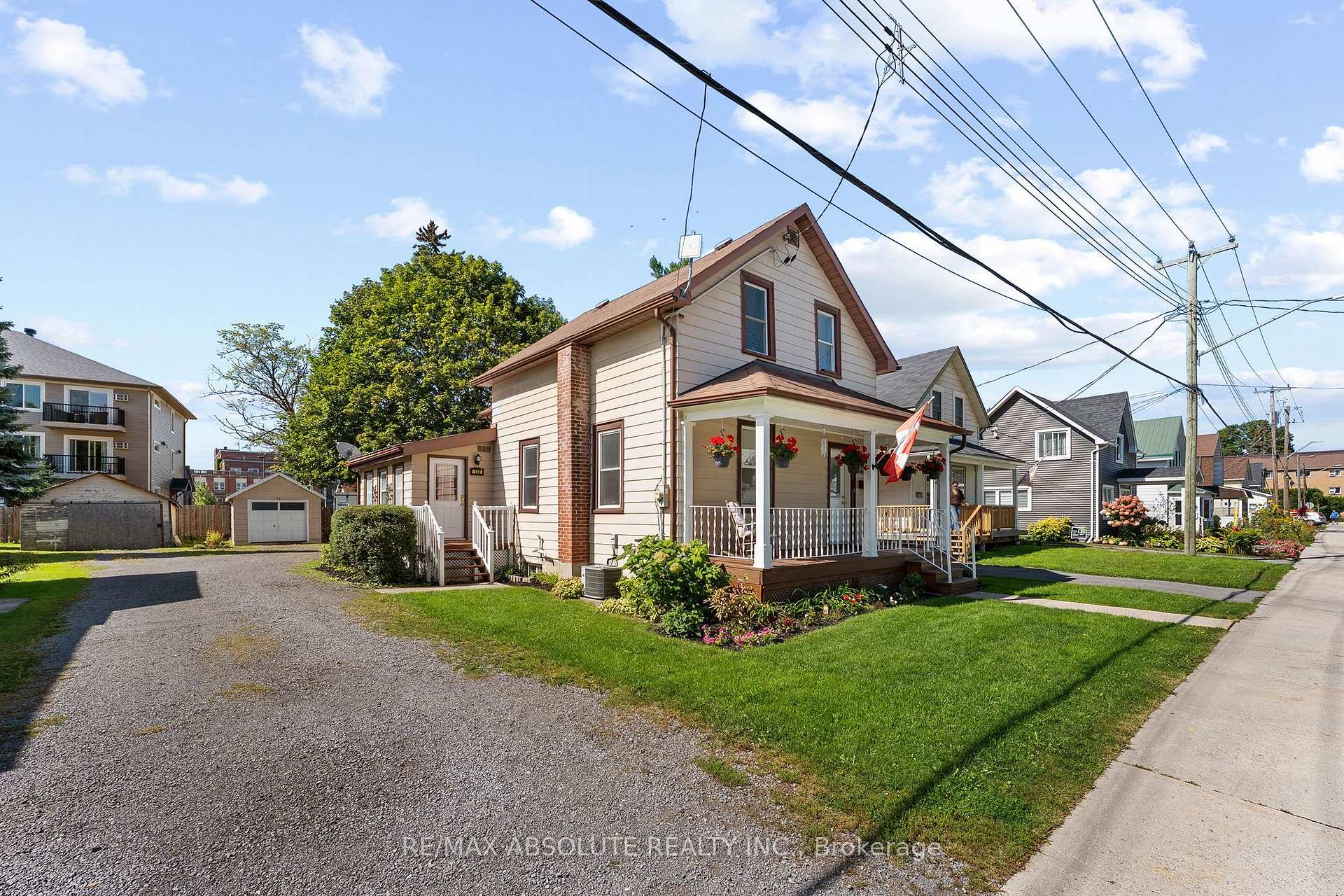 Photo 2 of 150 McGonigal Street W, Arnprior, Arnprior — HOMEH