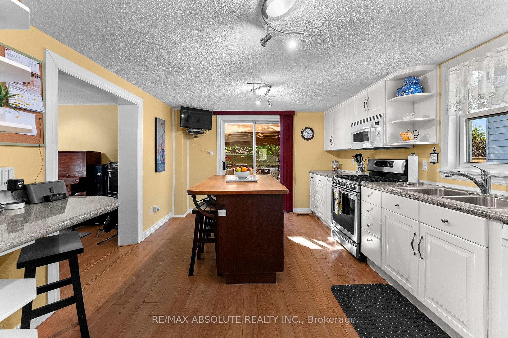 Photo 13 of 150 McGonigal Street W, Arnprior, Arnprior — HOMEH