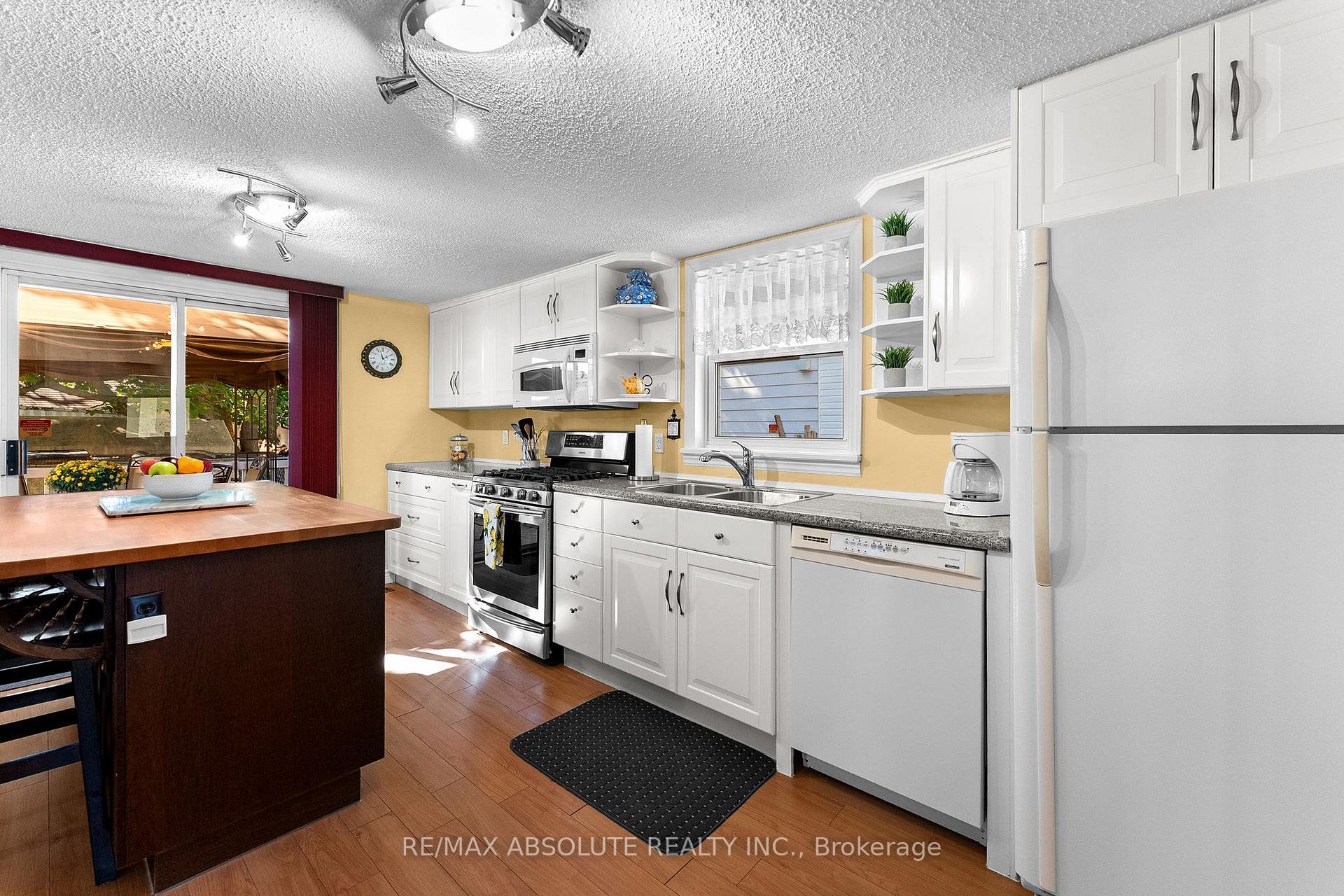 Photo 15 of 150 McGonigal Street W, Arnprior, Arnprior — HOMEH
