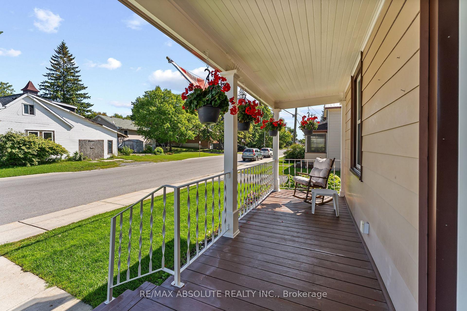 Photo 30 of 150 McGonigal Street W, Arnprior, Arnprior — HOMEH