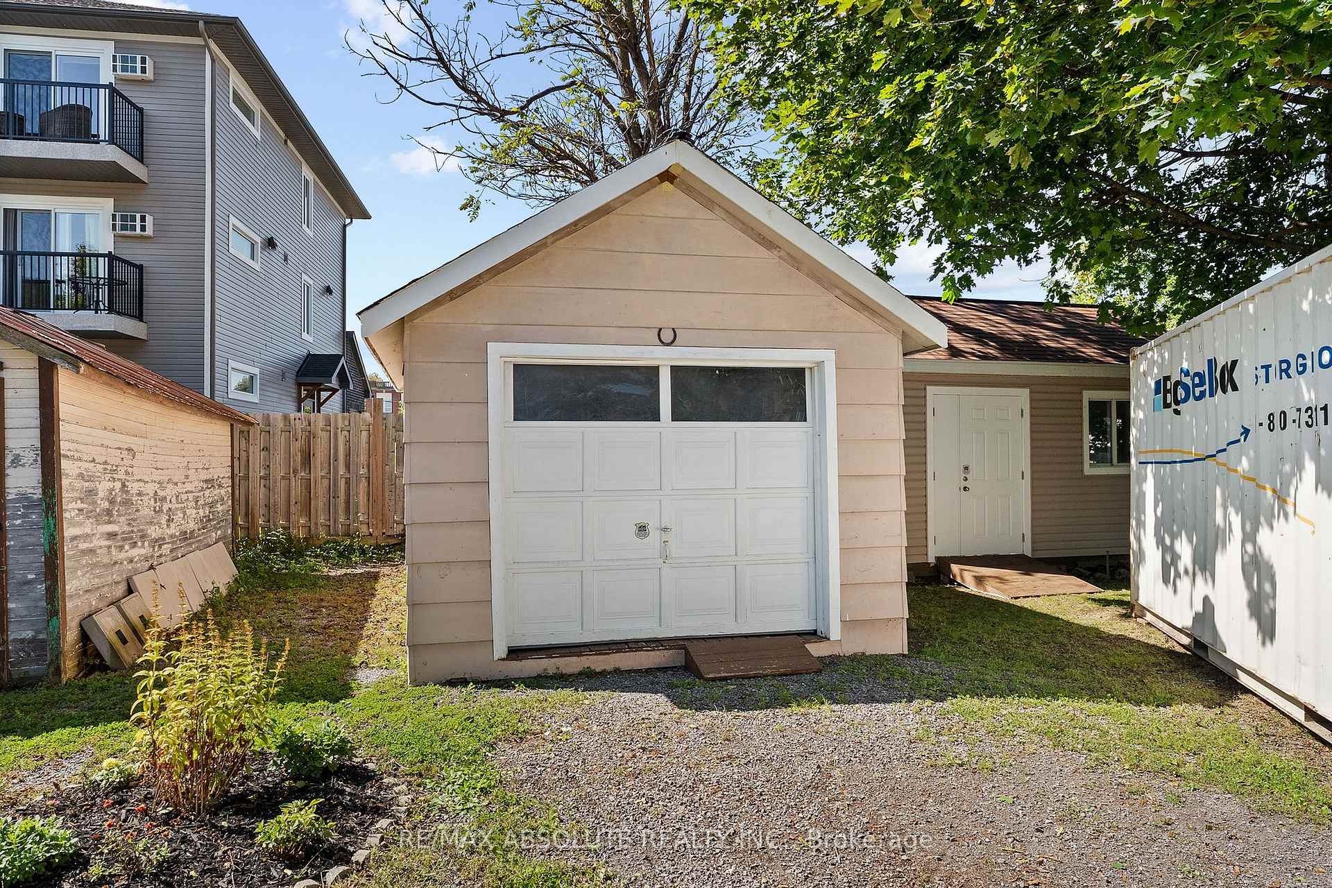 Photo 38 of 150 McGonigal Street W, Arnprior, Arnprior — HOMEH