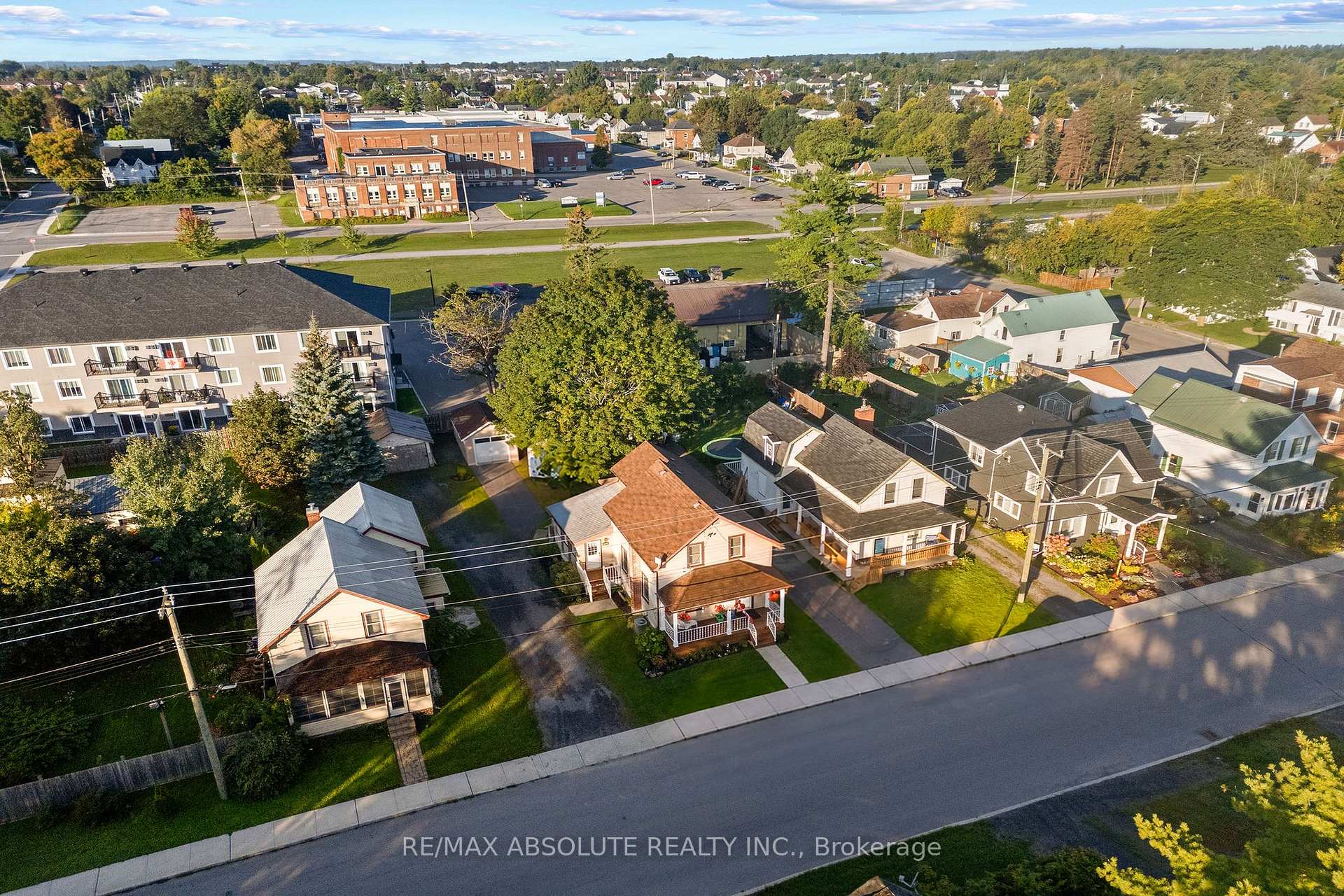 Photo 48 of 150 McGonigal Street W, Arnprior, Arnprior — HOMEH