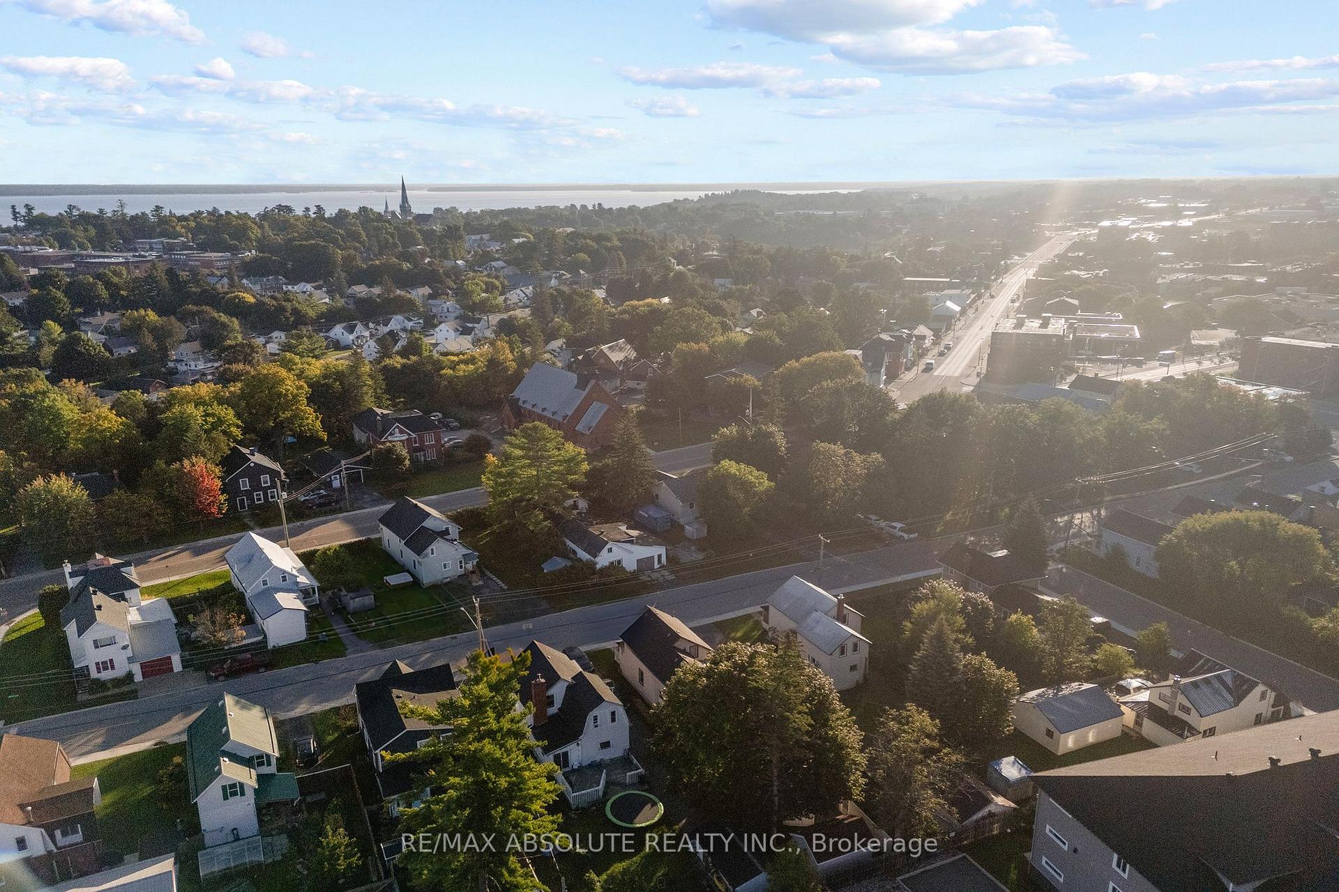 Photo 50 of 150 McGonigal Street W, Arnprior, Arnprior — HOMEH