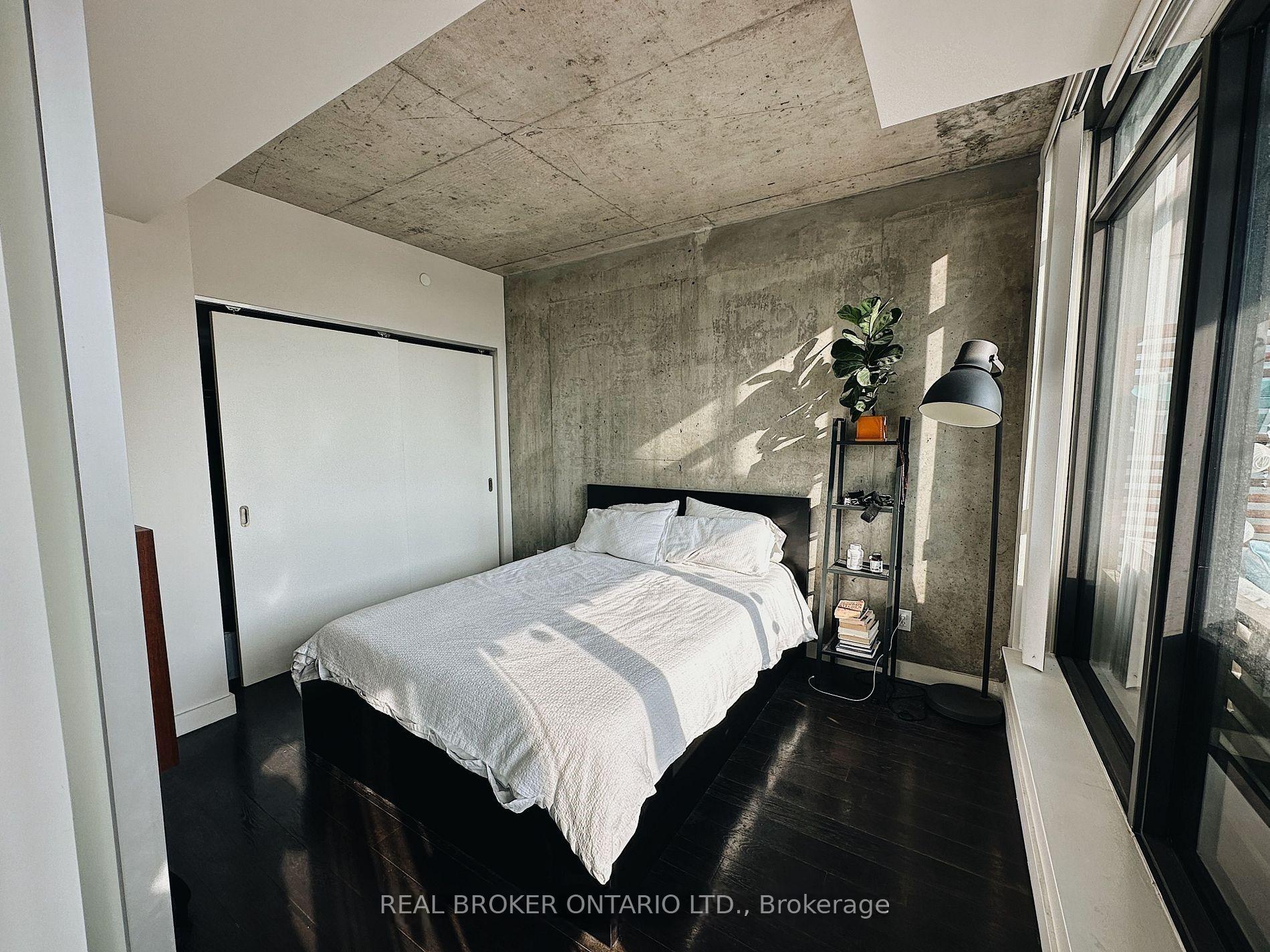 Photo 11 of Unit 605, 111 Bathurst Street, Toronto, Waterfront Communities — HOMEH