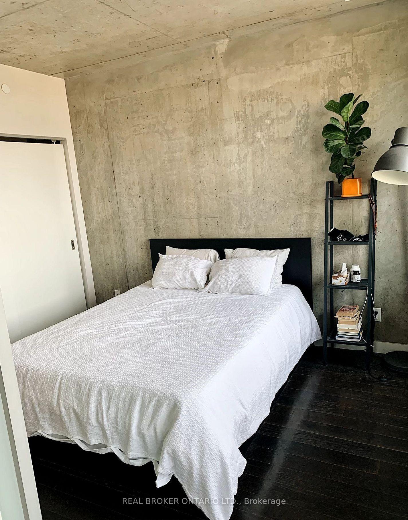 Photo 12 of Unit 605, 111 Bathurst Street, Toronto, Waterfront Communities — HOMEH