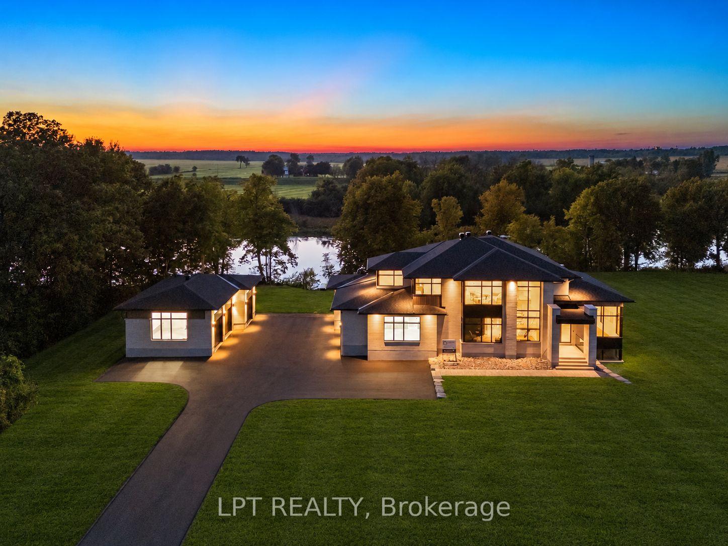Photo of 1063 river Road