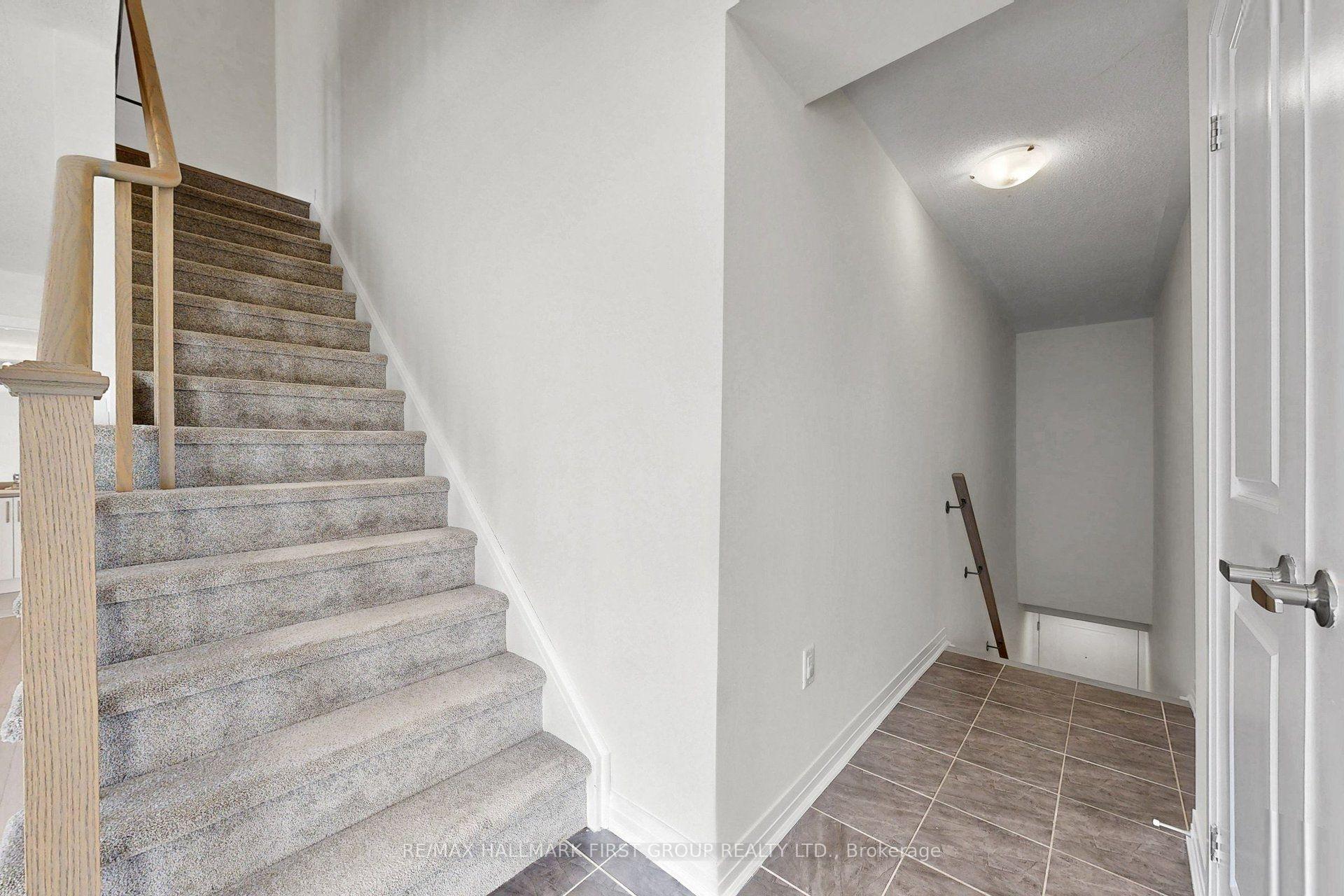 Photo 6 of Unit 25, 12 Lookout Drive, Clarington, Bowmanville — HOMEH