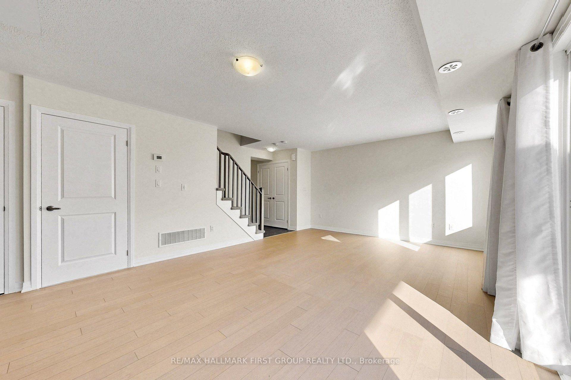 Photo 11 of Unit 25, 12 Lookout Drive, Clarington, Bowmanville — HOMEH