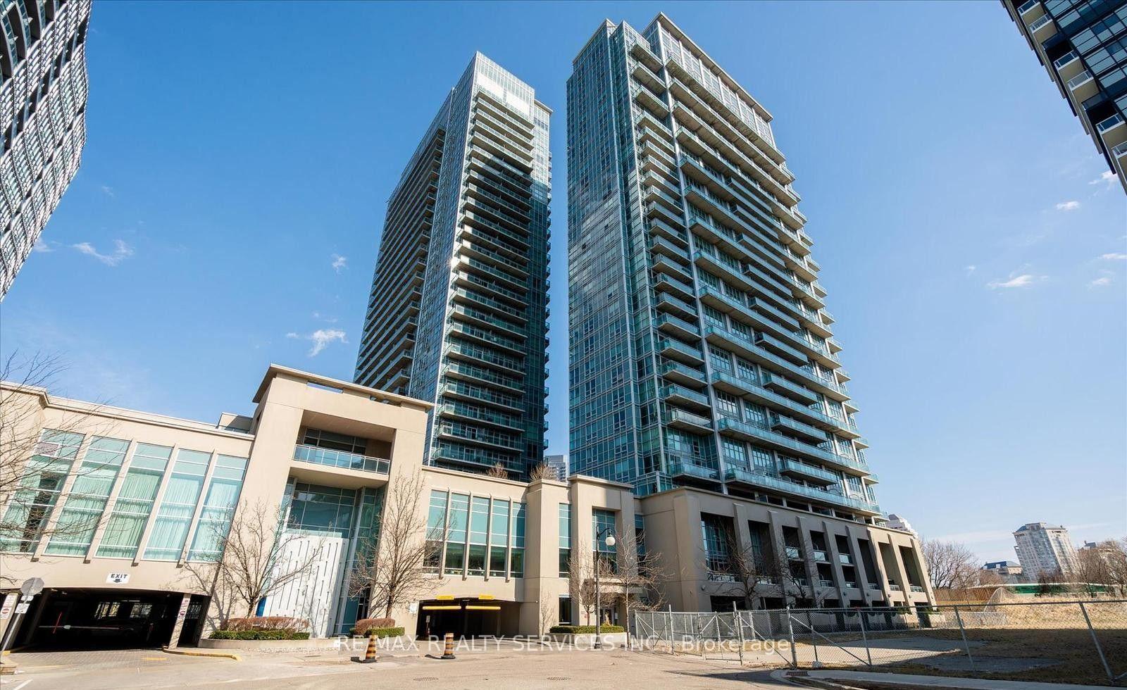 Front of Unit 2331, 165 Legion Road N