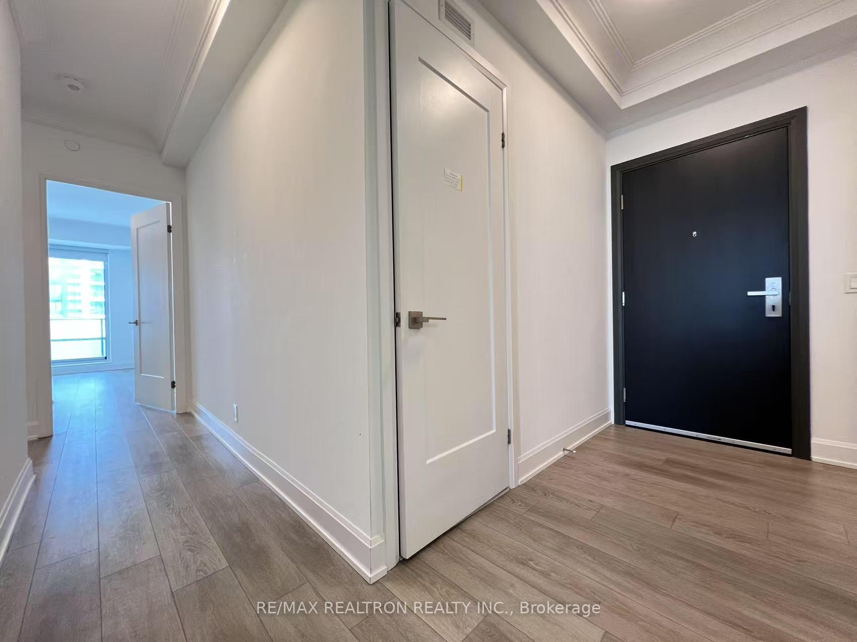 Photo 5 of Unit 1101, 38 Water Walk Drive, Markham, Unionville — HOMEH