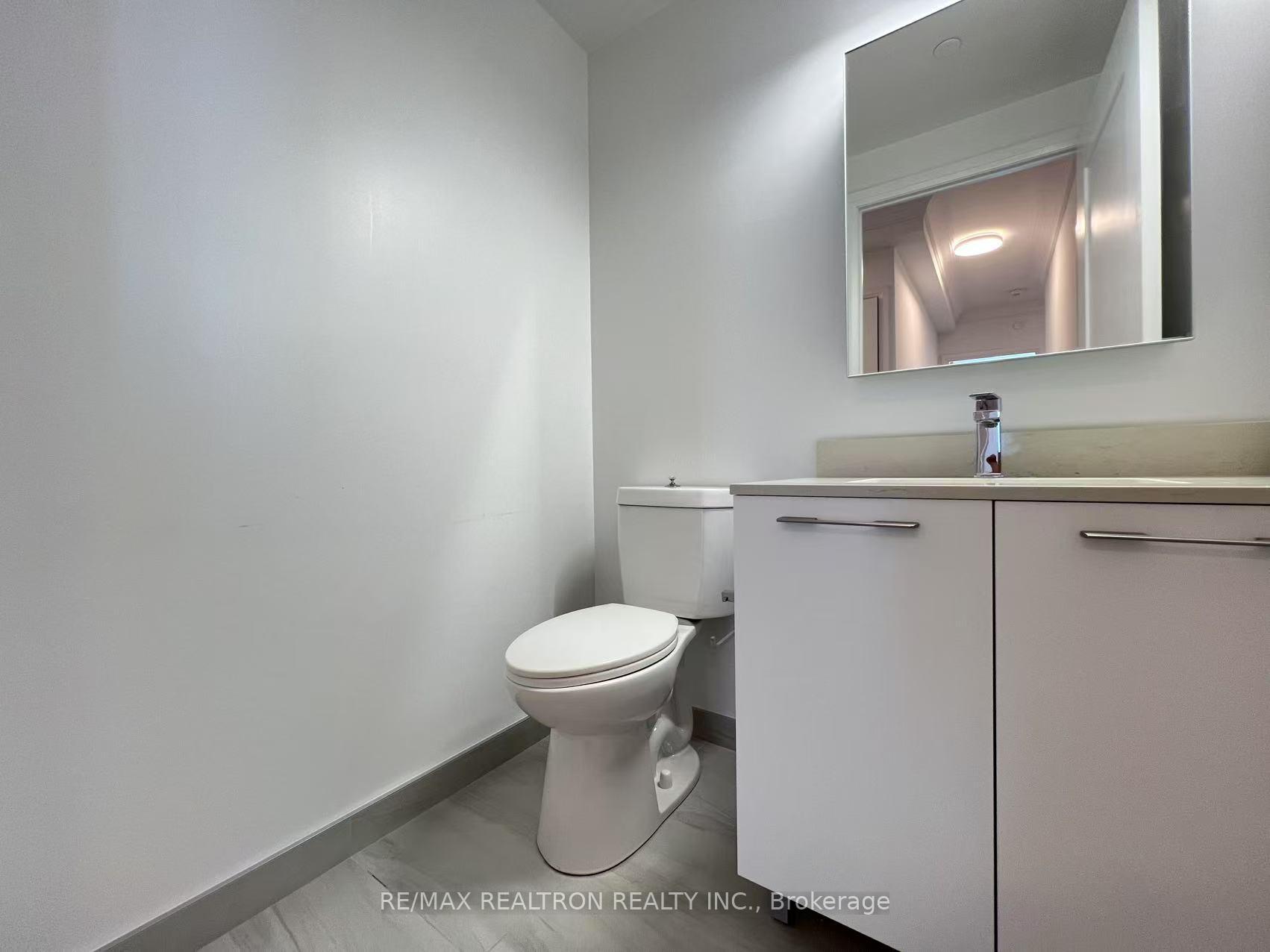 Photo 6 of Unit 1101, 38 Water Walk Drive, Markham, Unionville — HOMEH