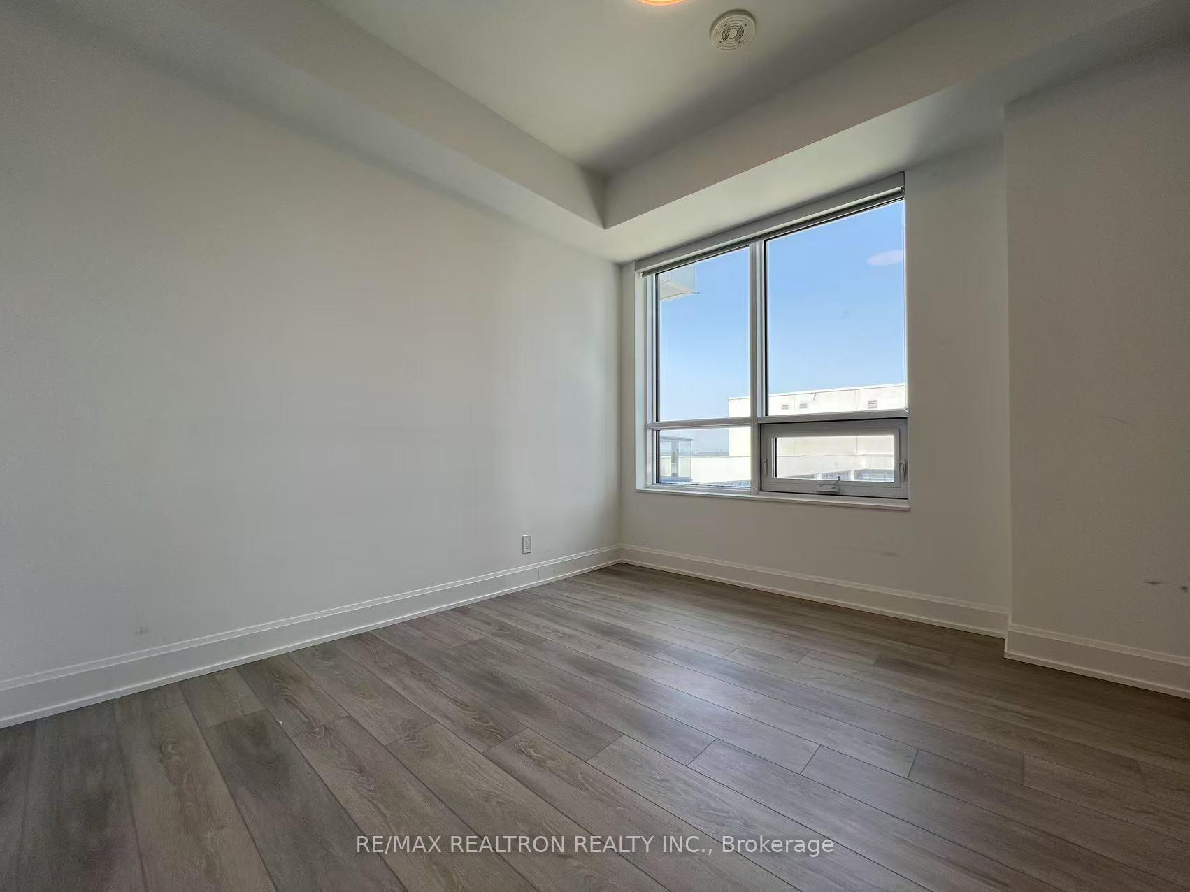 Photo 7 of Unit 1101, 38 Water Walk Drive, Markham, Unionville — HOMEH