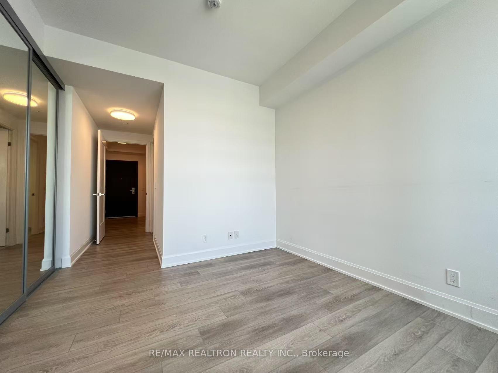 Photo 8 of Unit 1101, 38 Water Walk Drive, Markham, Unionville — HOMEH