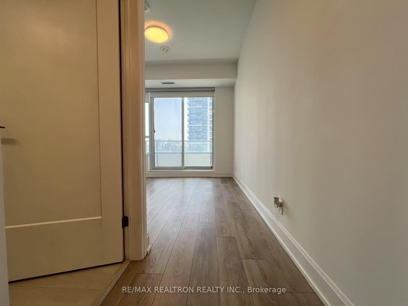 Photo 11 of Unit 1101, 38 Water Walk Drive, Markham, Unionville — HOMEH