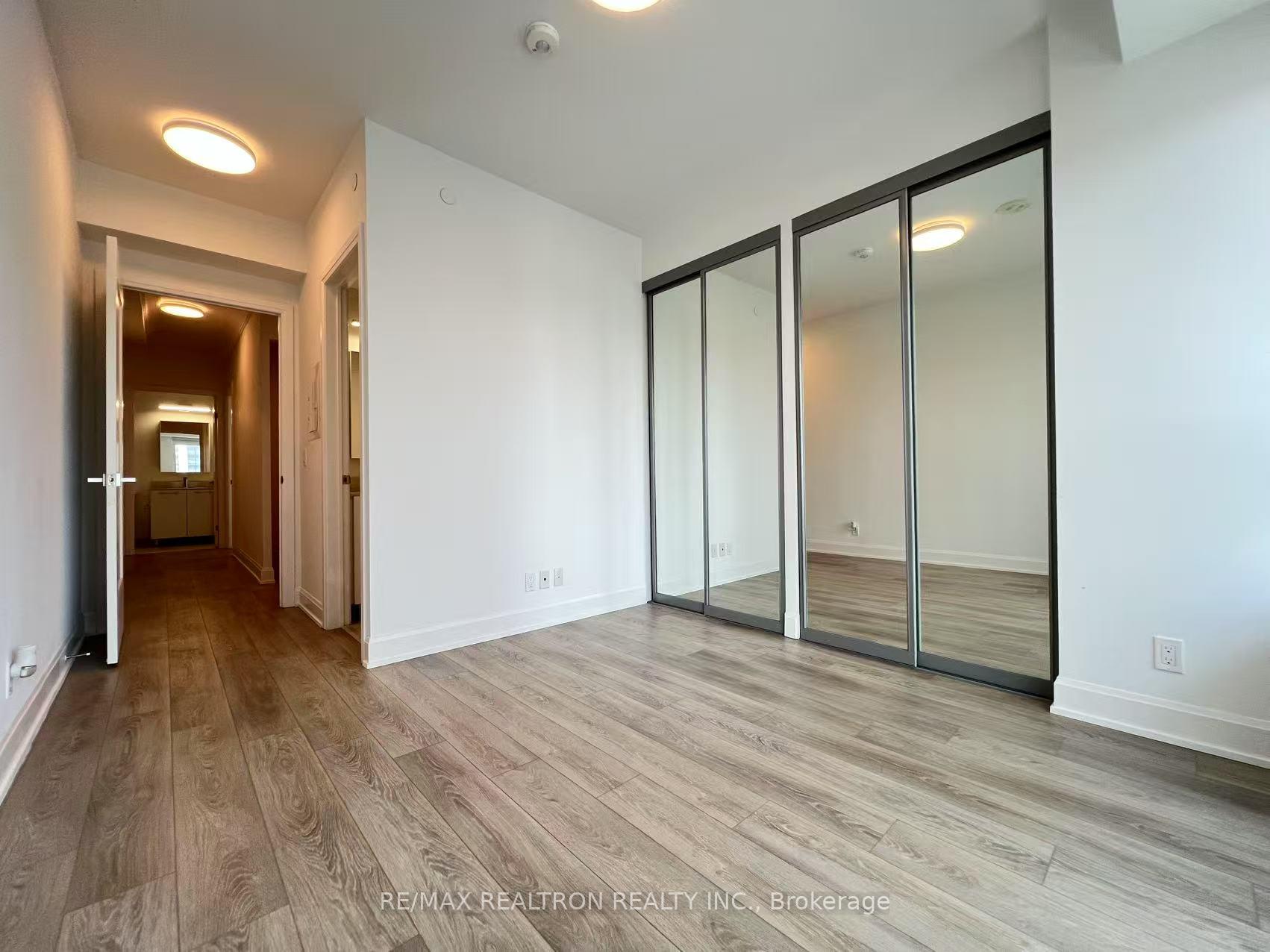 Photo 14 of Unit 1101, 38 Water Walk Drive, Markham, Unionville — HOMEH
