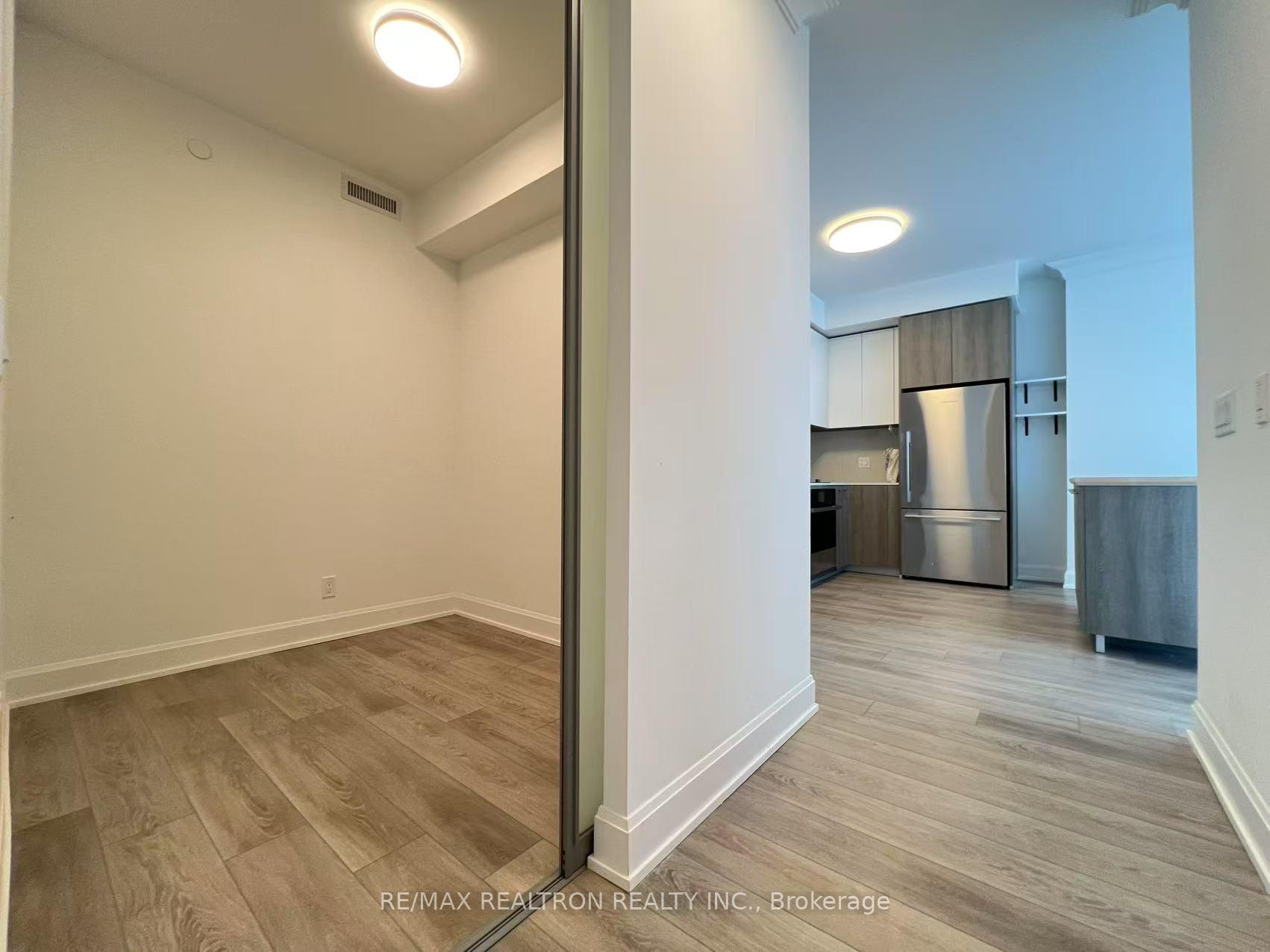 Photo 16 of Unit 1101, 38 Water Walk Drive, Markham, Unionville — HOMEH