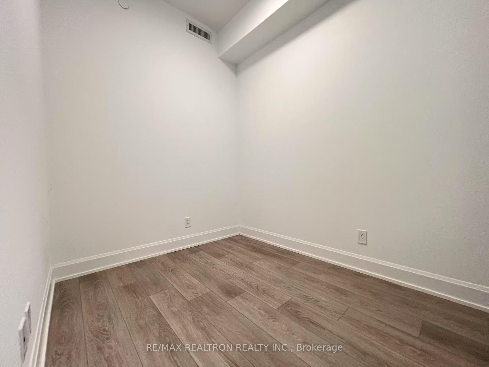 Photo 17 of Unit 1101, 38 Water Walk Drive, Markham, Unionville — HOMEH