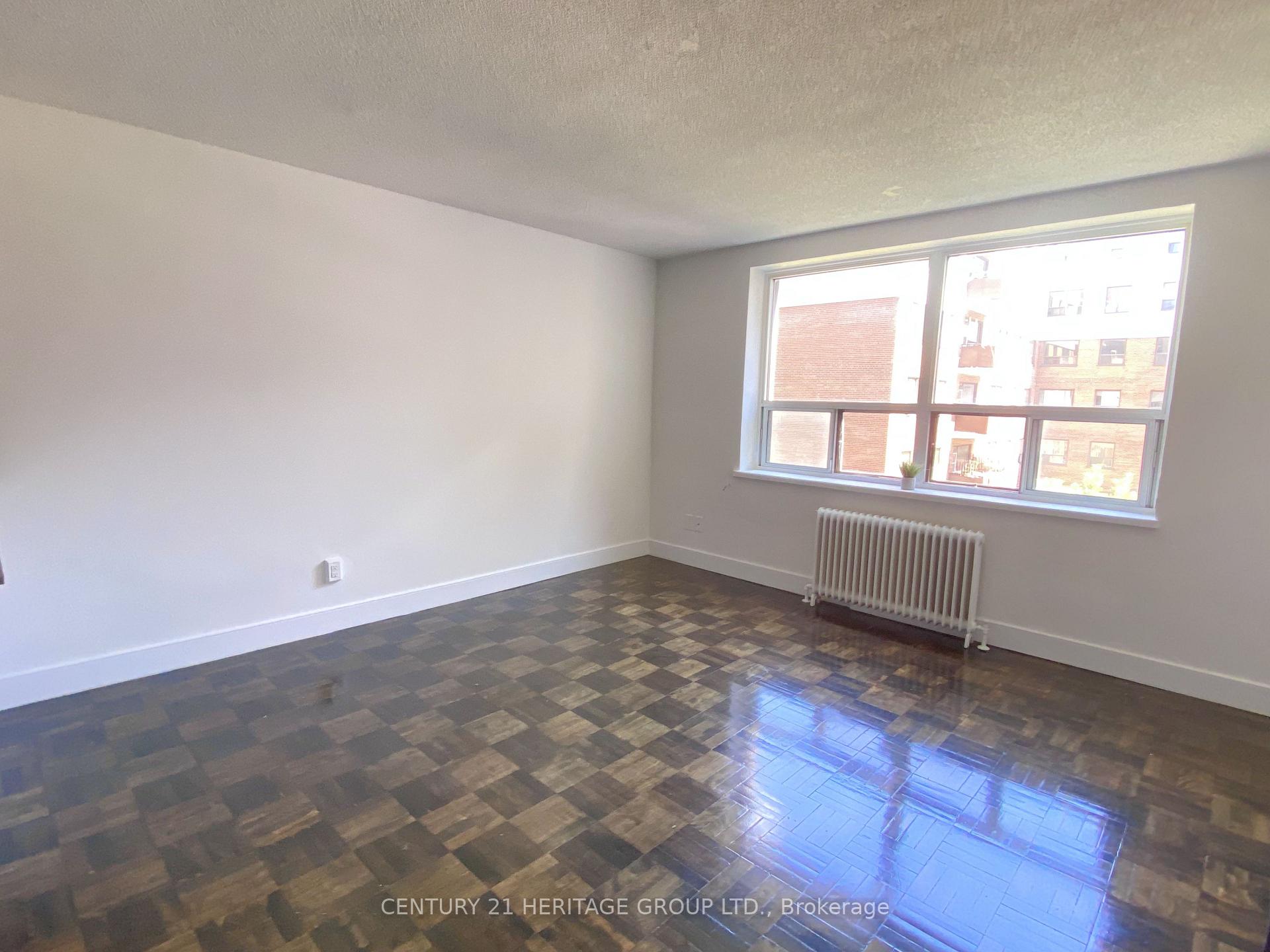 Photo 9 of Unit 307, 3101 Eglinton Avenue E, Scarborough, Scarborough Village — HOMEH