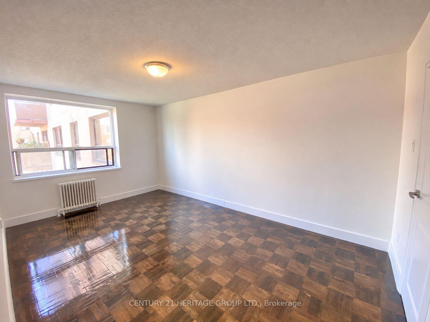 Photo 11 of Unit 307, 3101 Eglinton Avenue E, Scarborough, Scarborough Village — HOMEH