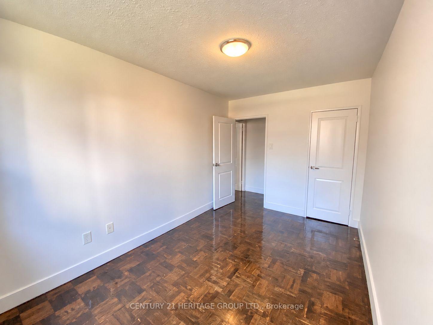 Photo 15 of Unit 307, 3101 Eglinton Avenue E, Scarborough, Scarborough Village — HOMEH