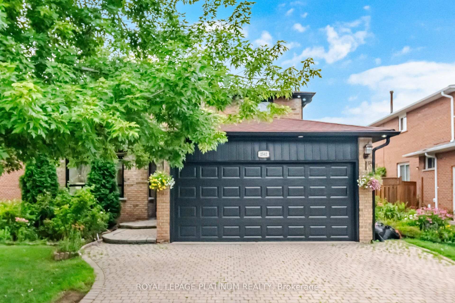 Photo 1 of 2542 Pollard Drive, Mississauga, Erindale — HOMEH