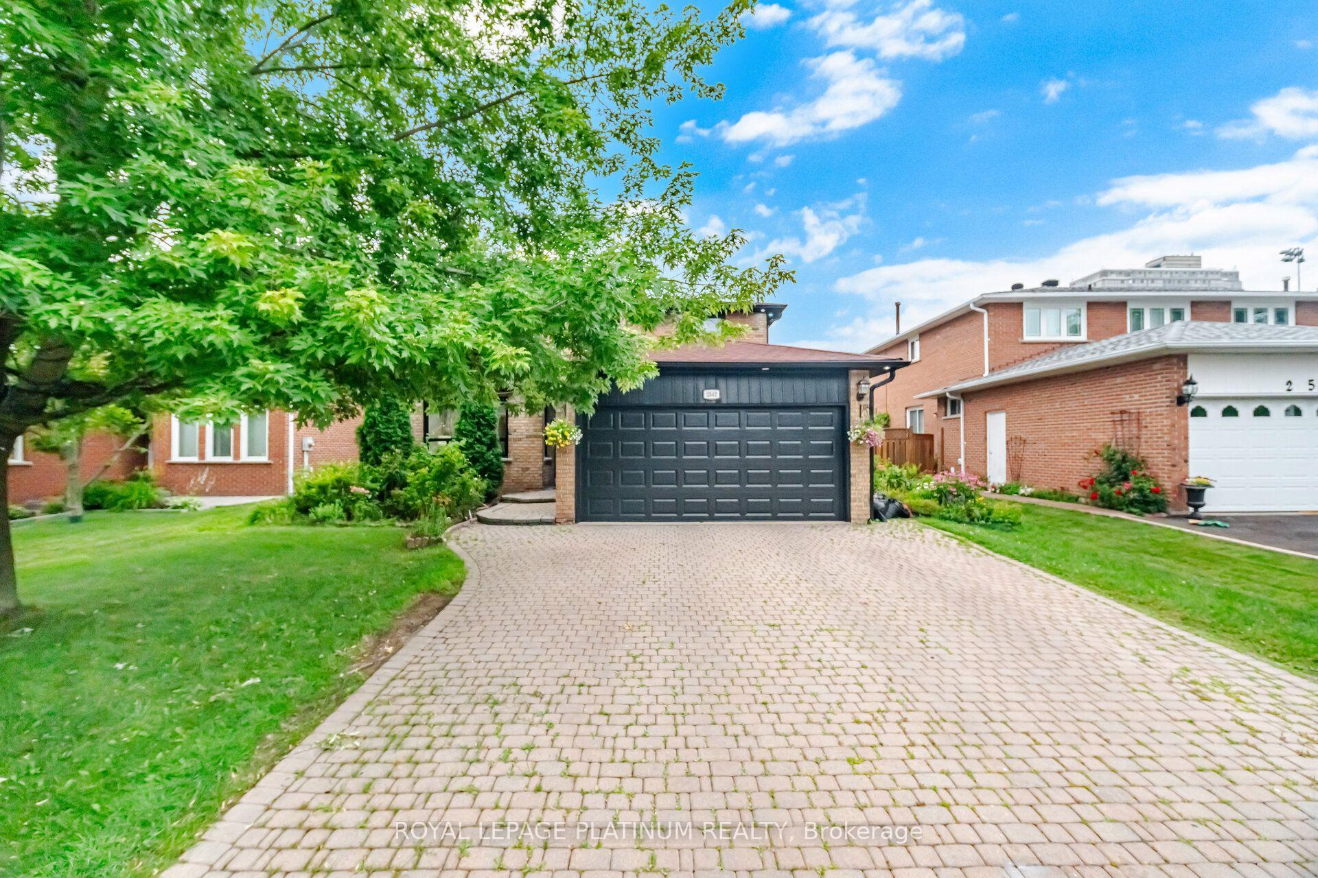 Photo 2 of 2542 Pollard Drive, Mississauga, Erindale — HOMEH