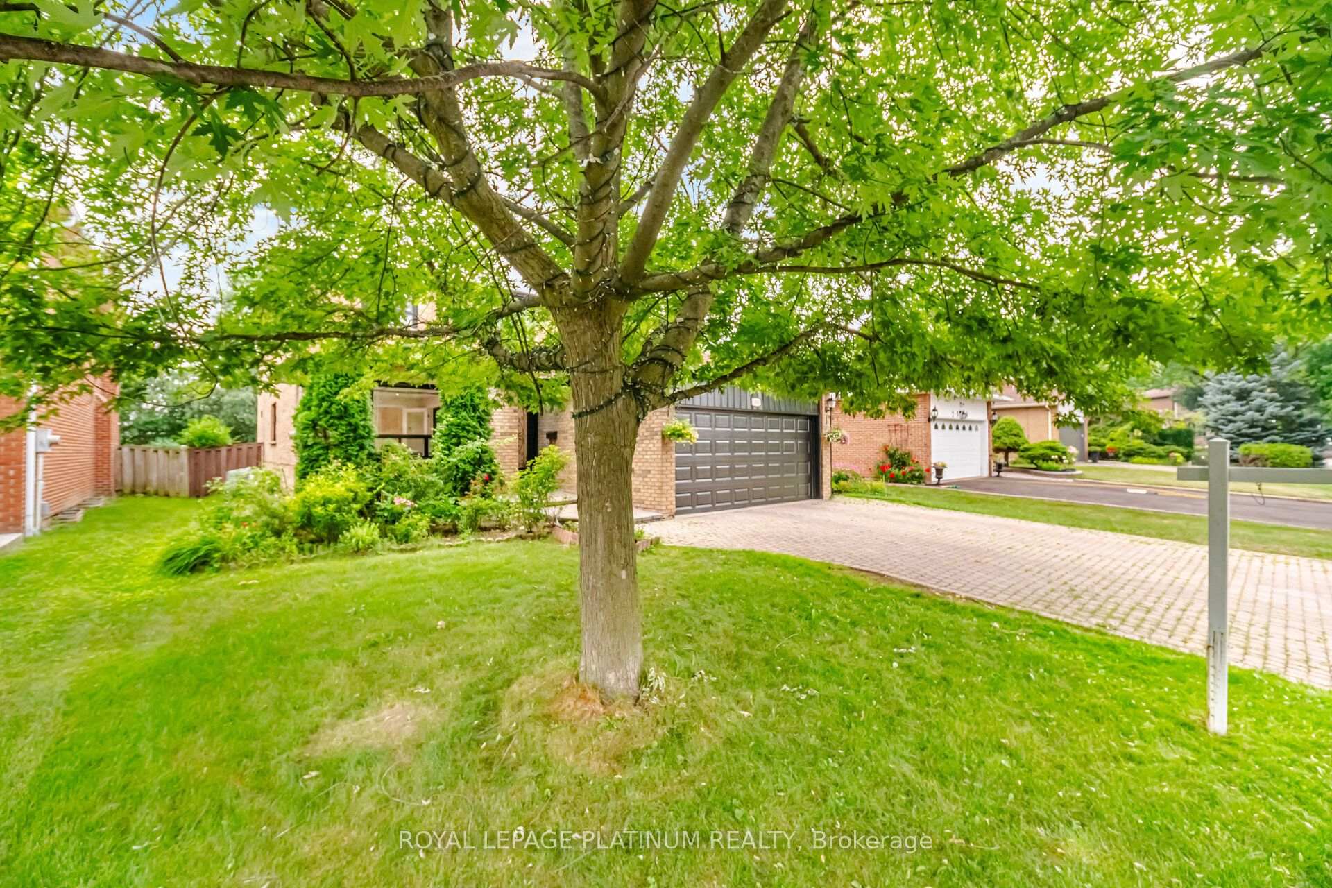 Photo 3 of 2542 Pollard Drive, Mississauga, Erindale — HOMEH