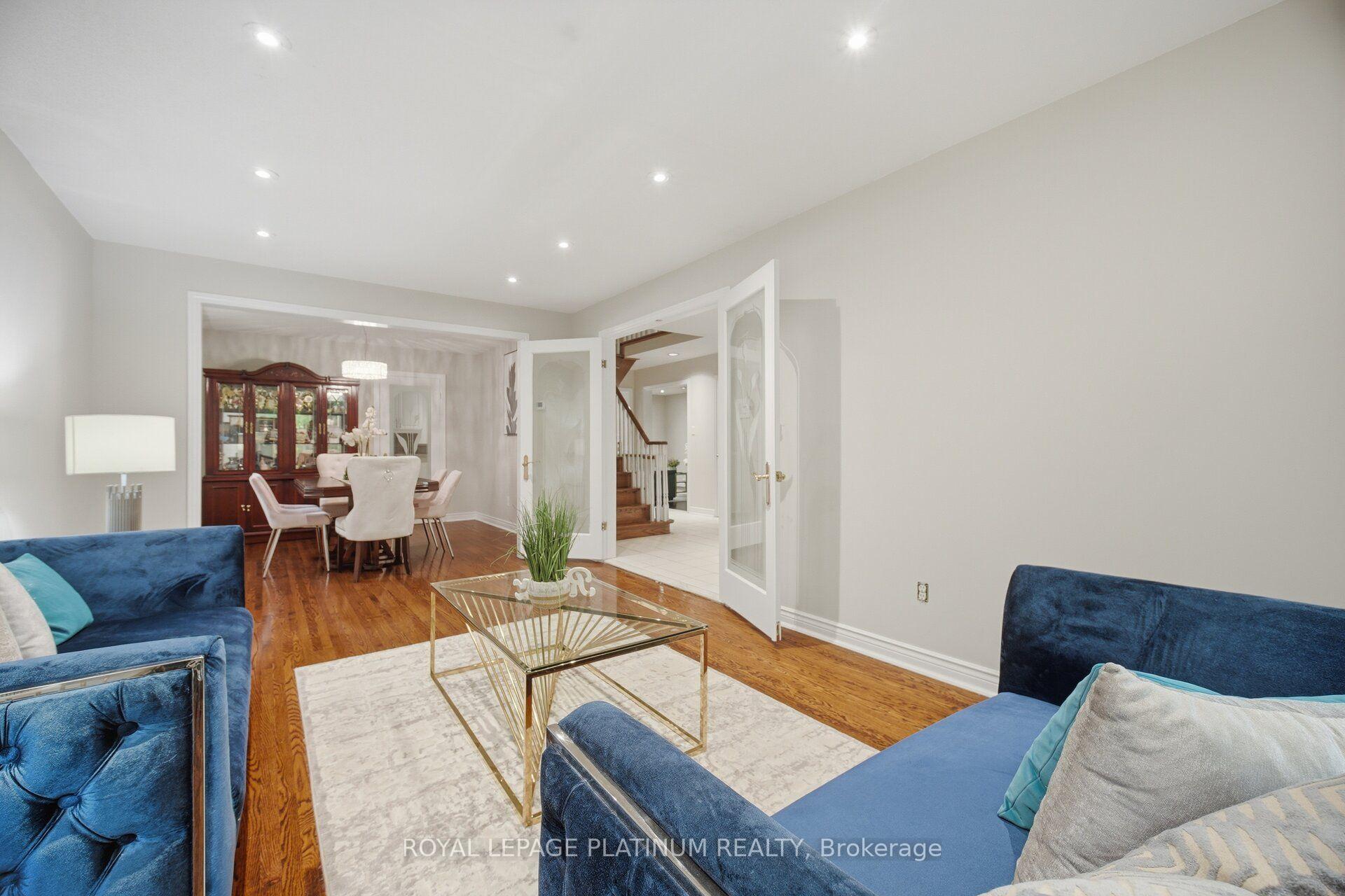 Photo 6 of 2542 Pollard Drive, Mississauga, Erindale — HOMEH