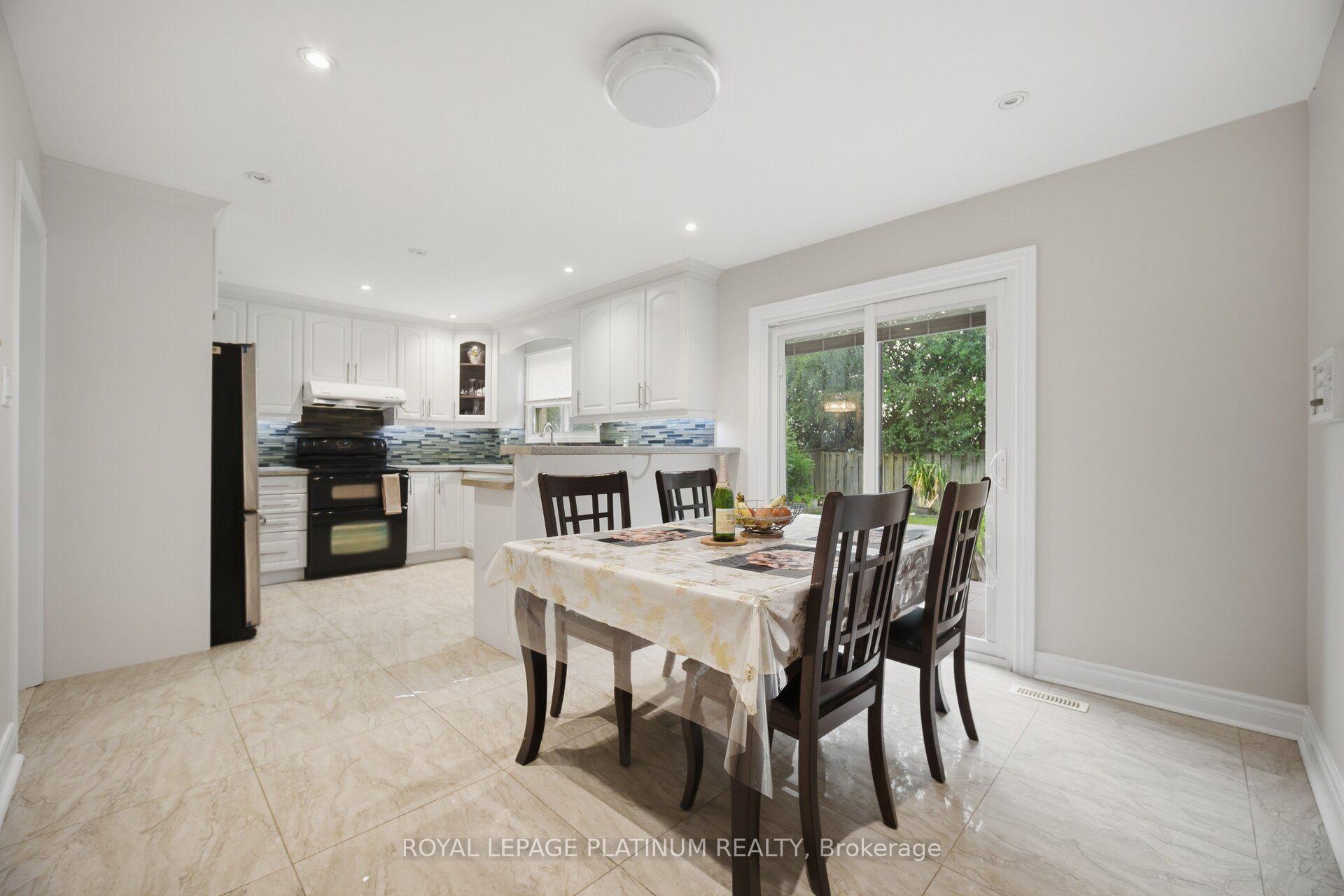 Photo 15 of 2542 Pollard Drive, Mississauga, Erindale — HOMEH