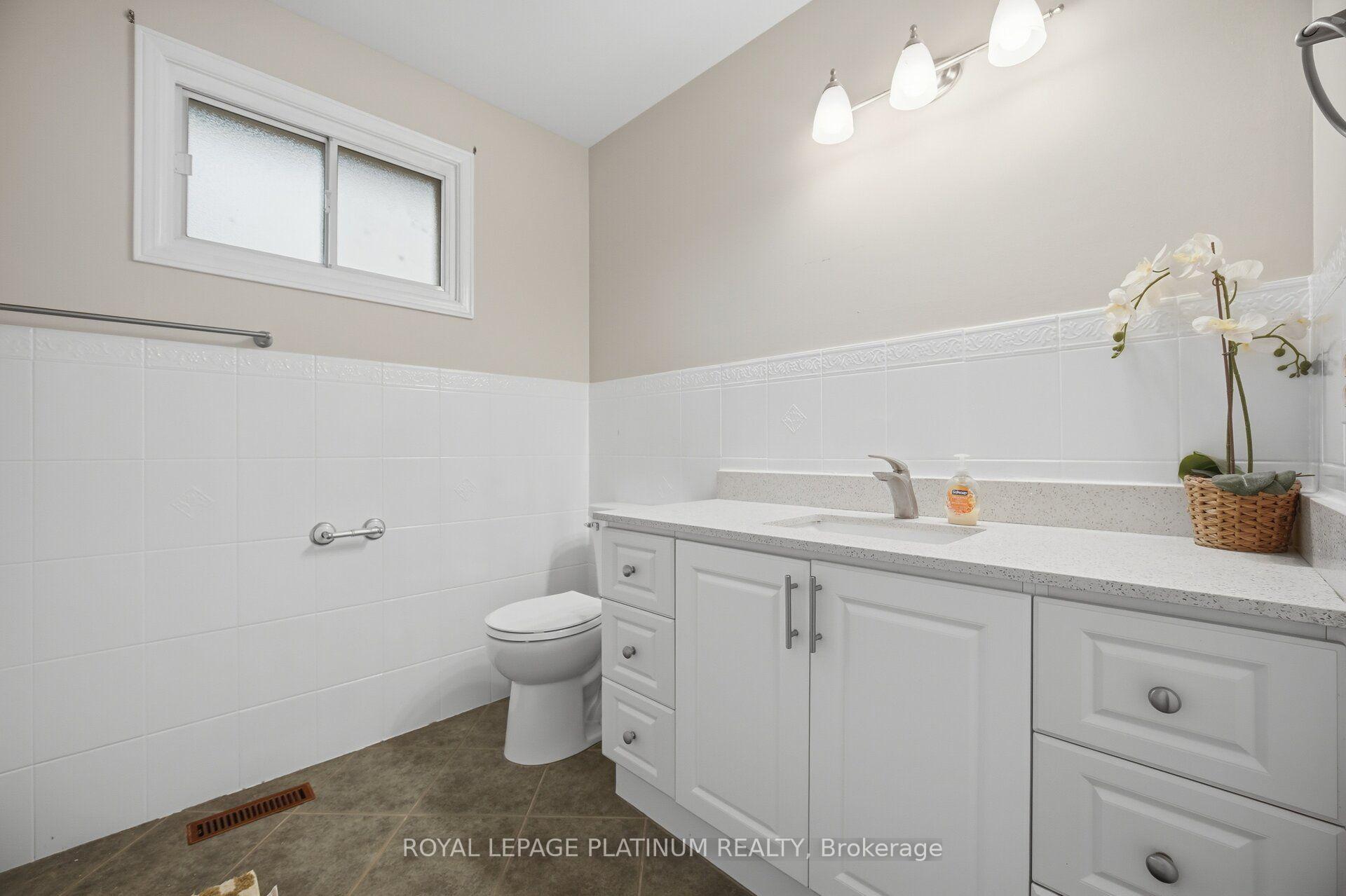 Photo 26 of 2542 Pollard Drive, Mississauga, Erindale — HOMEH