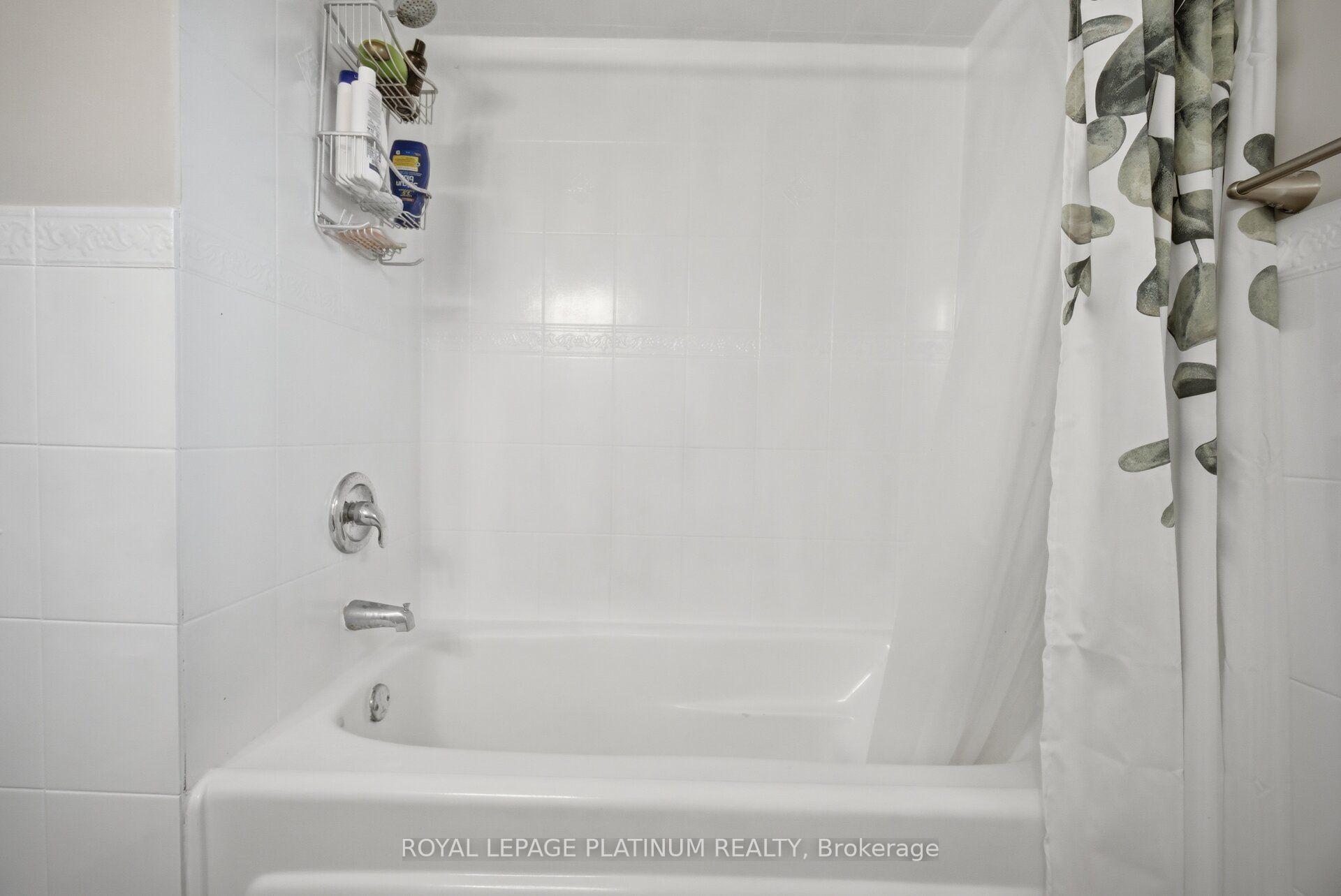Photo 27 of 2542 Pollard Drive, Mississauga, Erindale — HOMEH