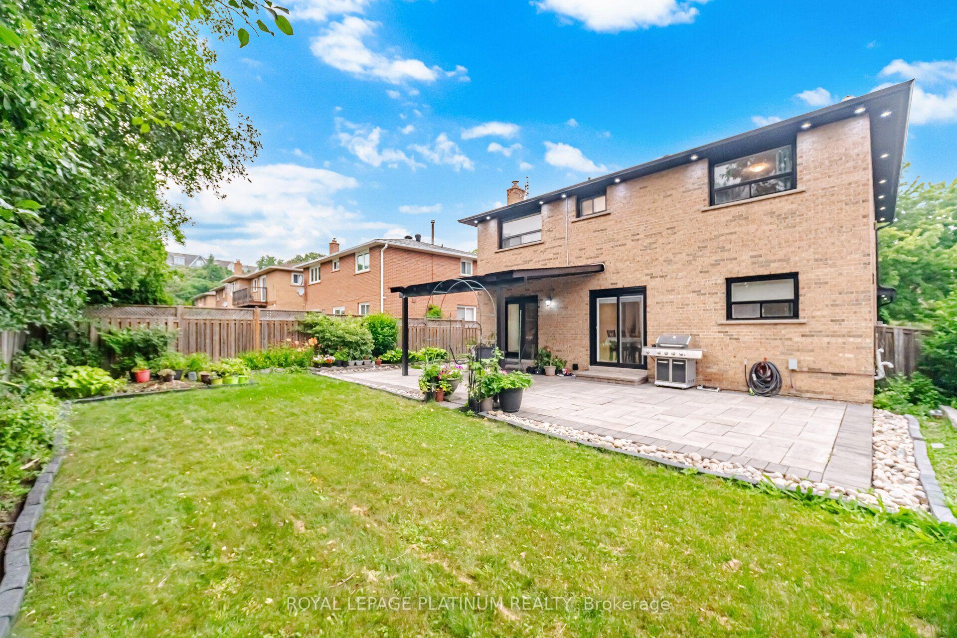 Photo 39 of 2542 Pollard Drive, Mississauga, Erindale — HOMEH