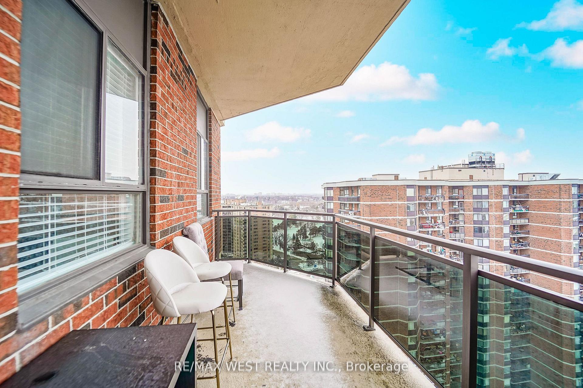 Photo 9 of Unit PH10, 234 Albion Road, Etobicoke, Elms-Old Rexdale — HOMEH