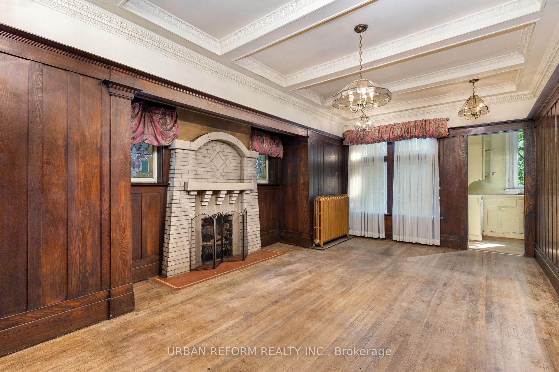 Photo 10 of 197 De Grassi Street, Toronto, South Riverdale — HOMEH