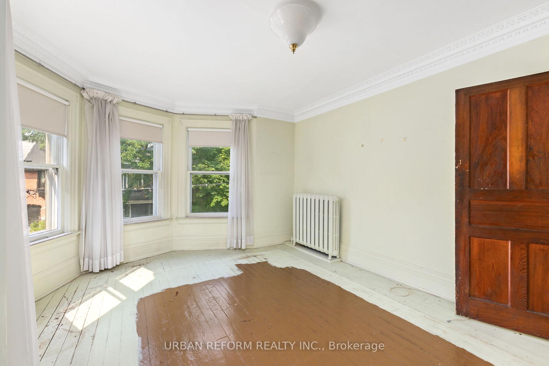 Photo 19 of 197 De Grassi Street, Toronto, South Riverdale — HOMEH