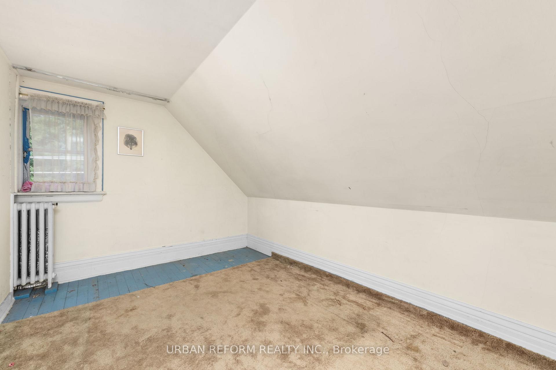 Photo 33 of 197 De Grassi Street, Toronto, South Riverdale — HOMEH