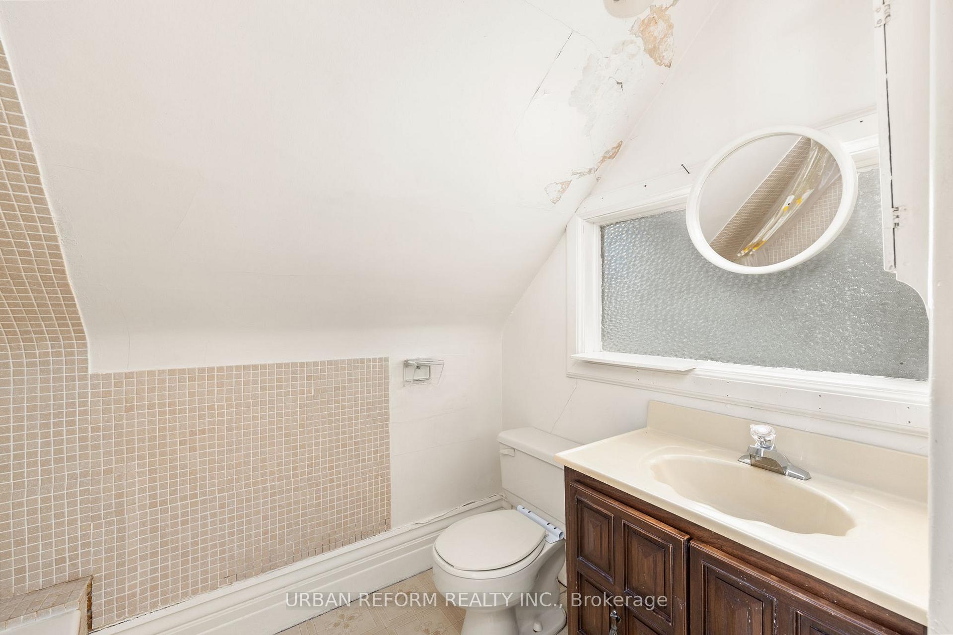 Photo 39 of 197 De Grassi Street, Toronto, South Riverdale — HOMEH