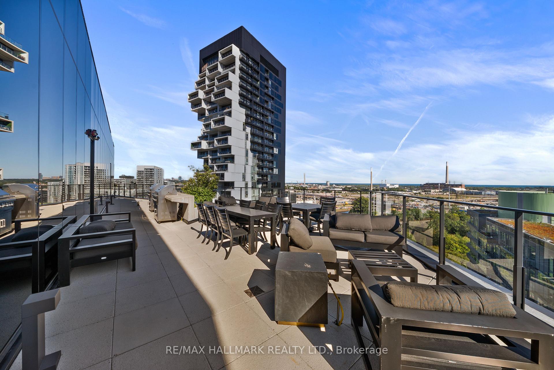 Photo 30 of Unit 709, 21 Lawren Harris Square, Toronto, Moss Park — HOMEH