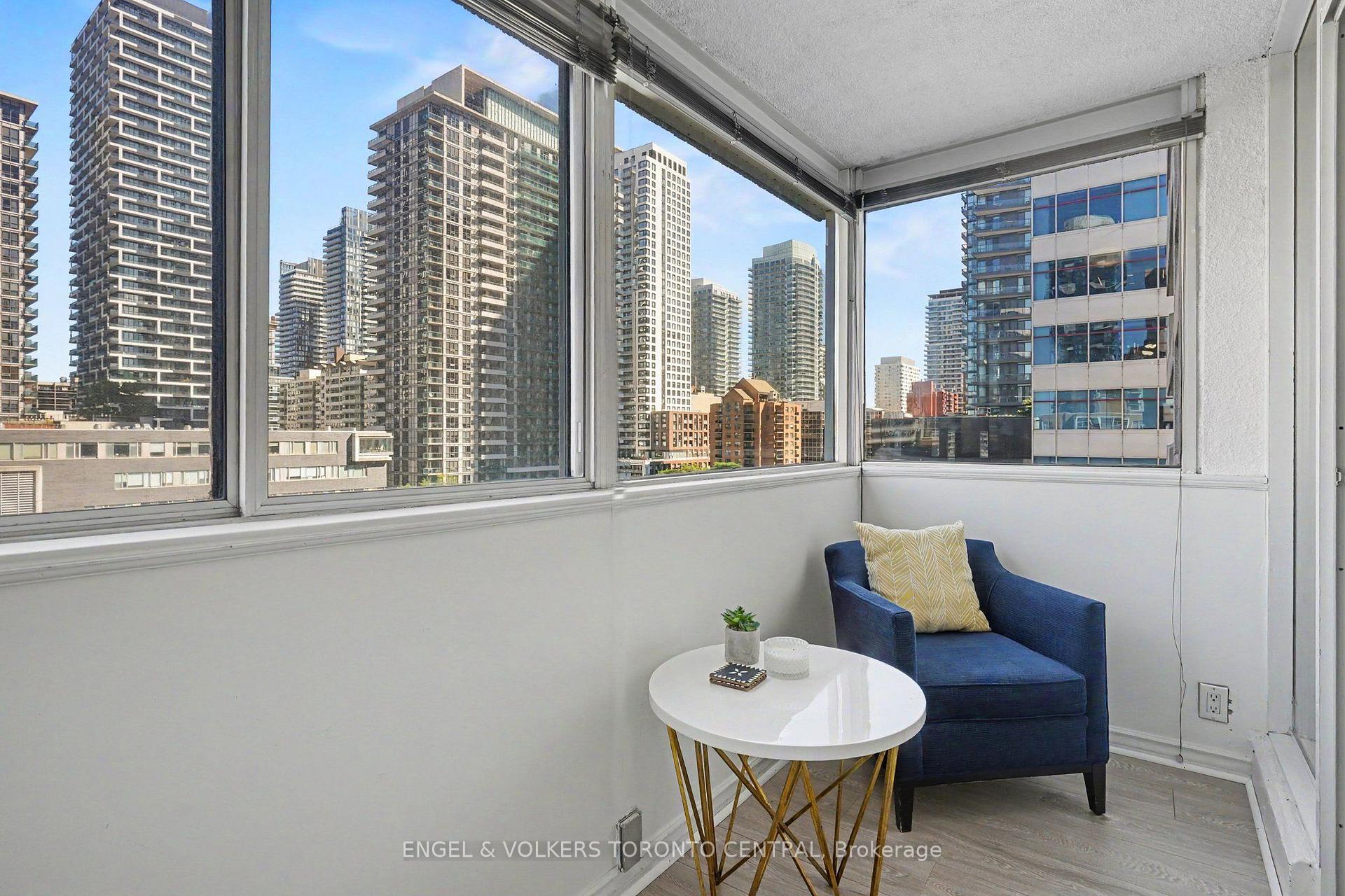 Photo 10 of Unit 601, 7 Broadway Avenue, Toronto, Mount Pleasant West — HOMEH