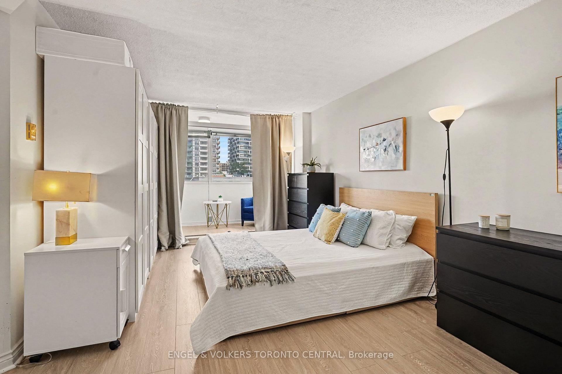 Photo 11 of Unit 601, 7 Broadway Avenue, Toronto, Mount Pleasant West — HOMEH