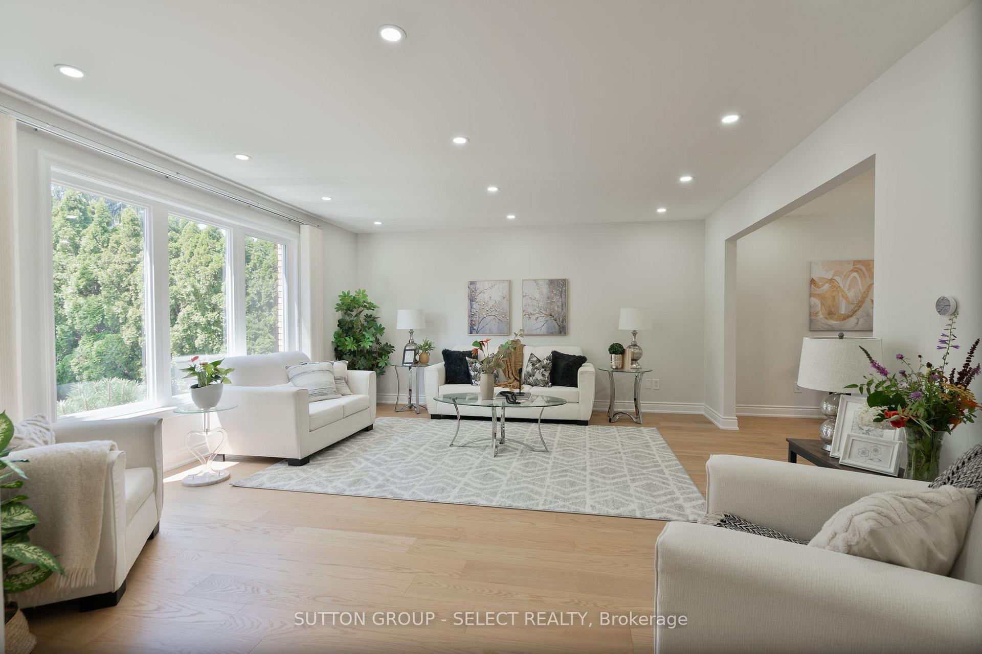 Photo 5 of 9 Ullswater Crescent, London, North A — HOMEH