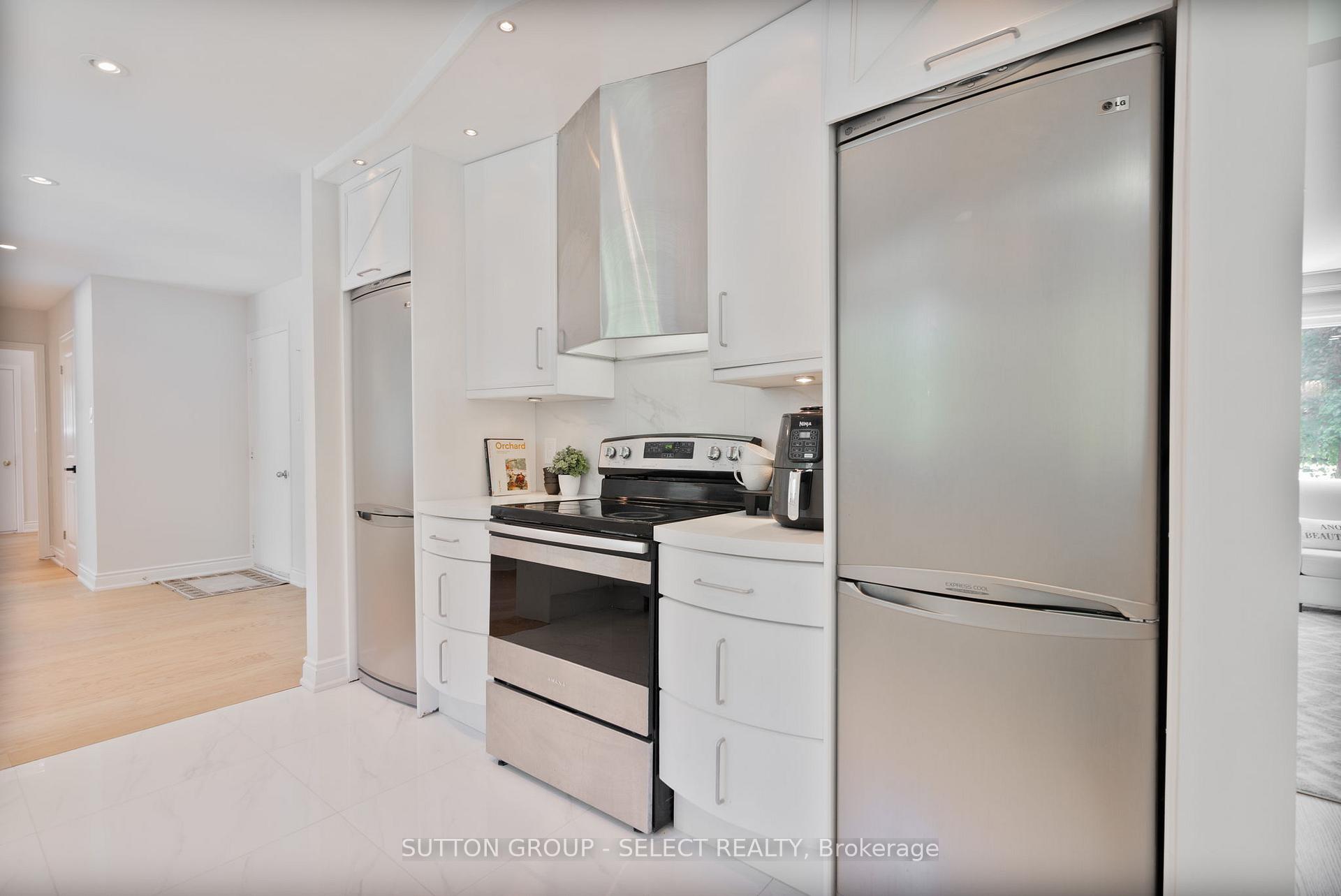 Photo 10 of 9 Ullswater Crescent, London, North A — HOMEH