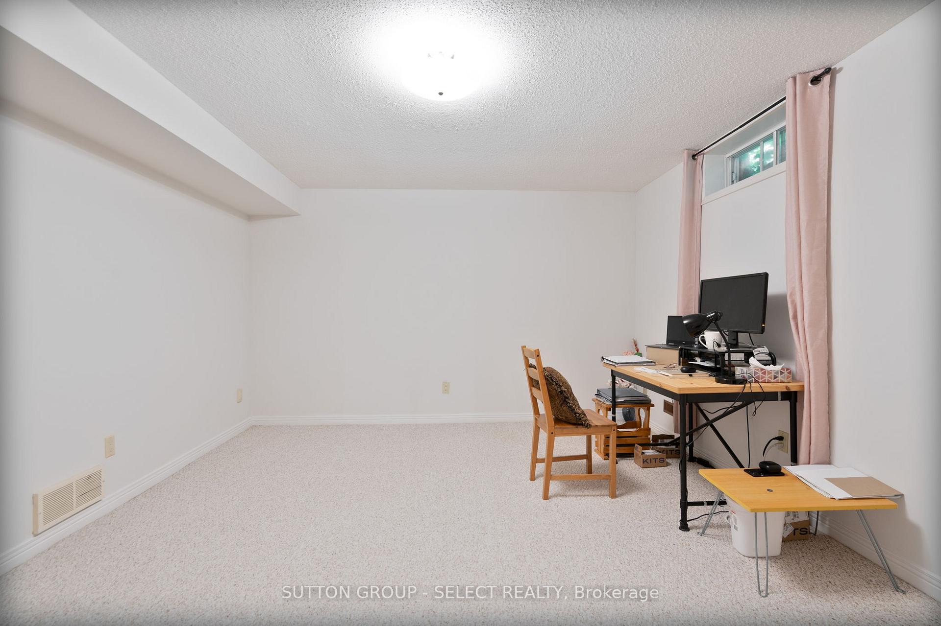 Photo 33 of 9 Ullswater Crescent, London, North A — HOMEH