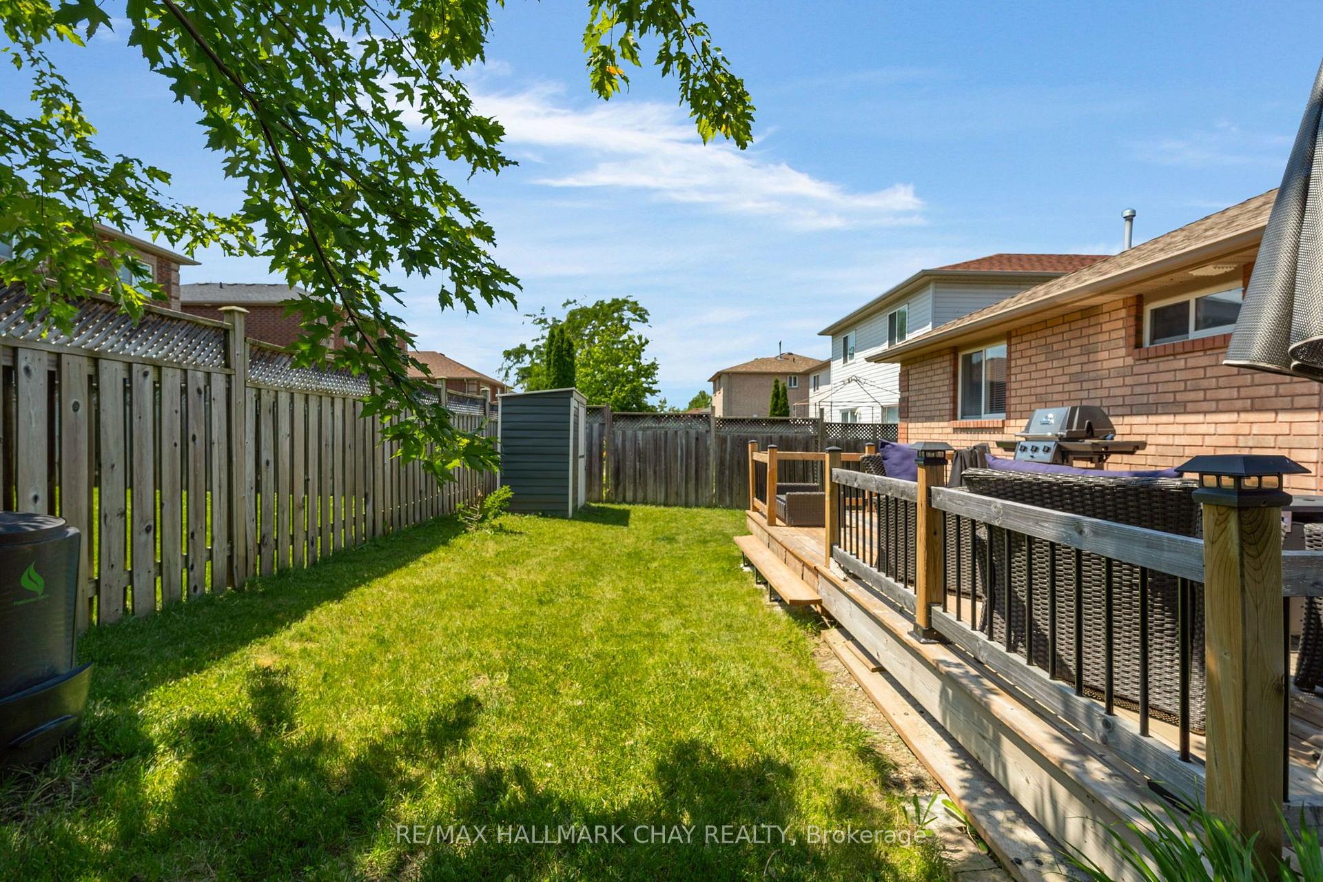 Photo 31 of 17 Benjamin Lane, Barrie, Painswick South — HOMEH