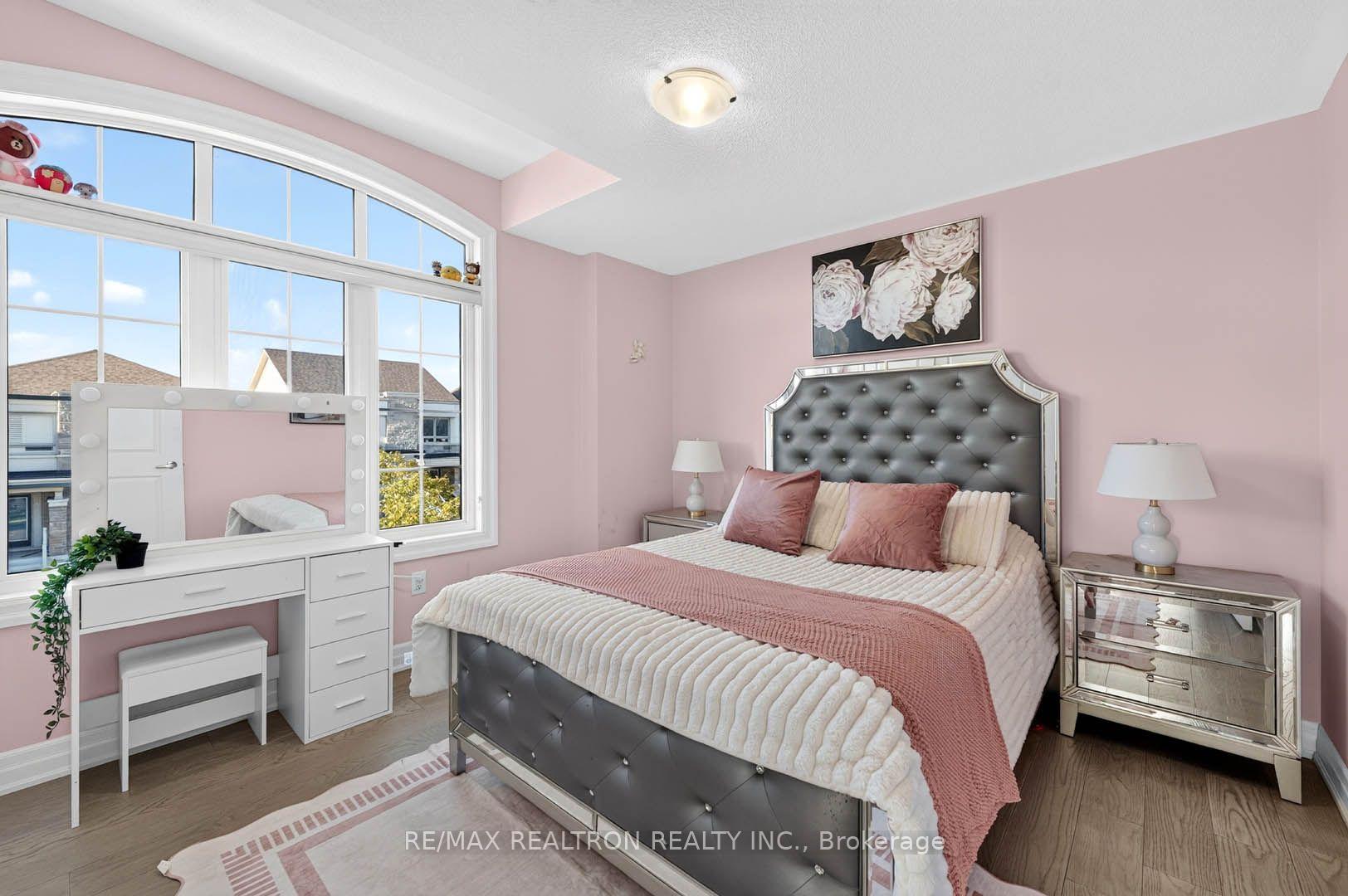 Photo 25 of 21 Souter Drive, Whitby, Rural Whitby — HOMEH