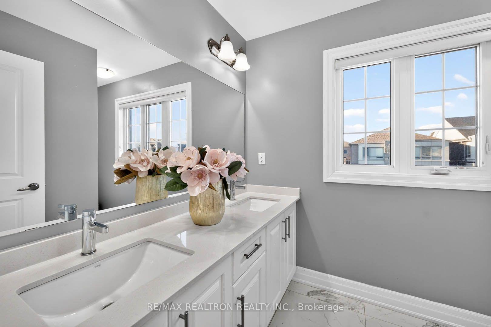 Photo 26 of 21 Souter Drive, Whitby, Rural Whitby — HOMEH