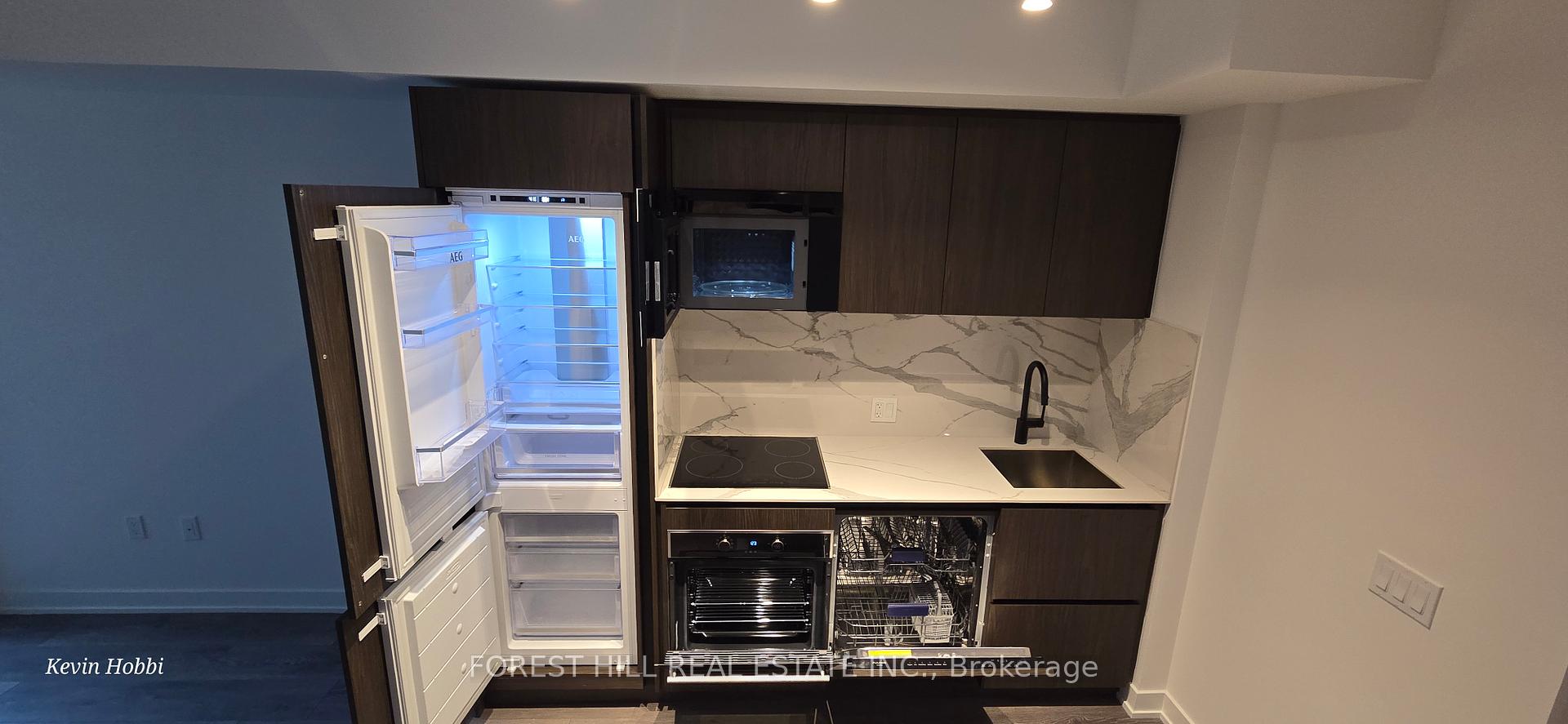 Photo 9 of Unit 409, 117 Broadway Avenue N, Toronto, Mount Pleasant West — HOMEH