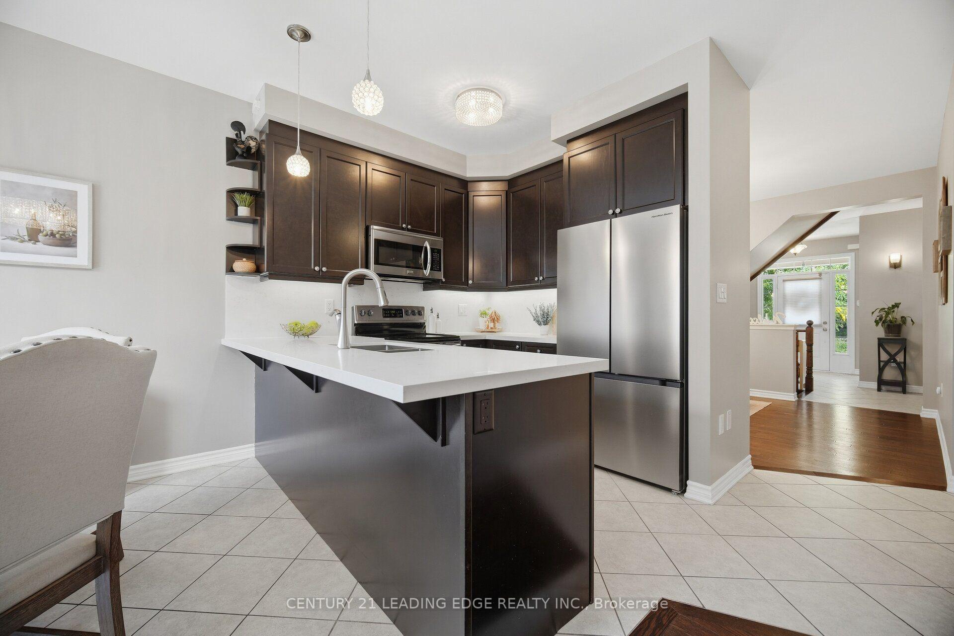 Photo 38 of 545 Gibson Crescent, Milton, Coates — HOMEH