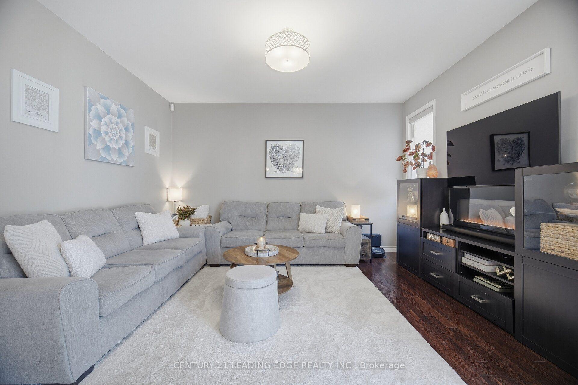 Photo 50 of 545 Gibson Crescent, Milton, Coates — HOMEH